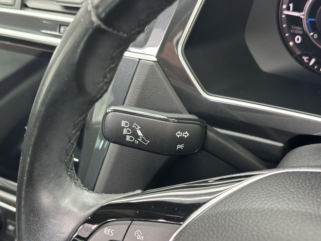 Volkswagen Tiguan - Image 21