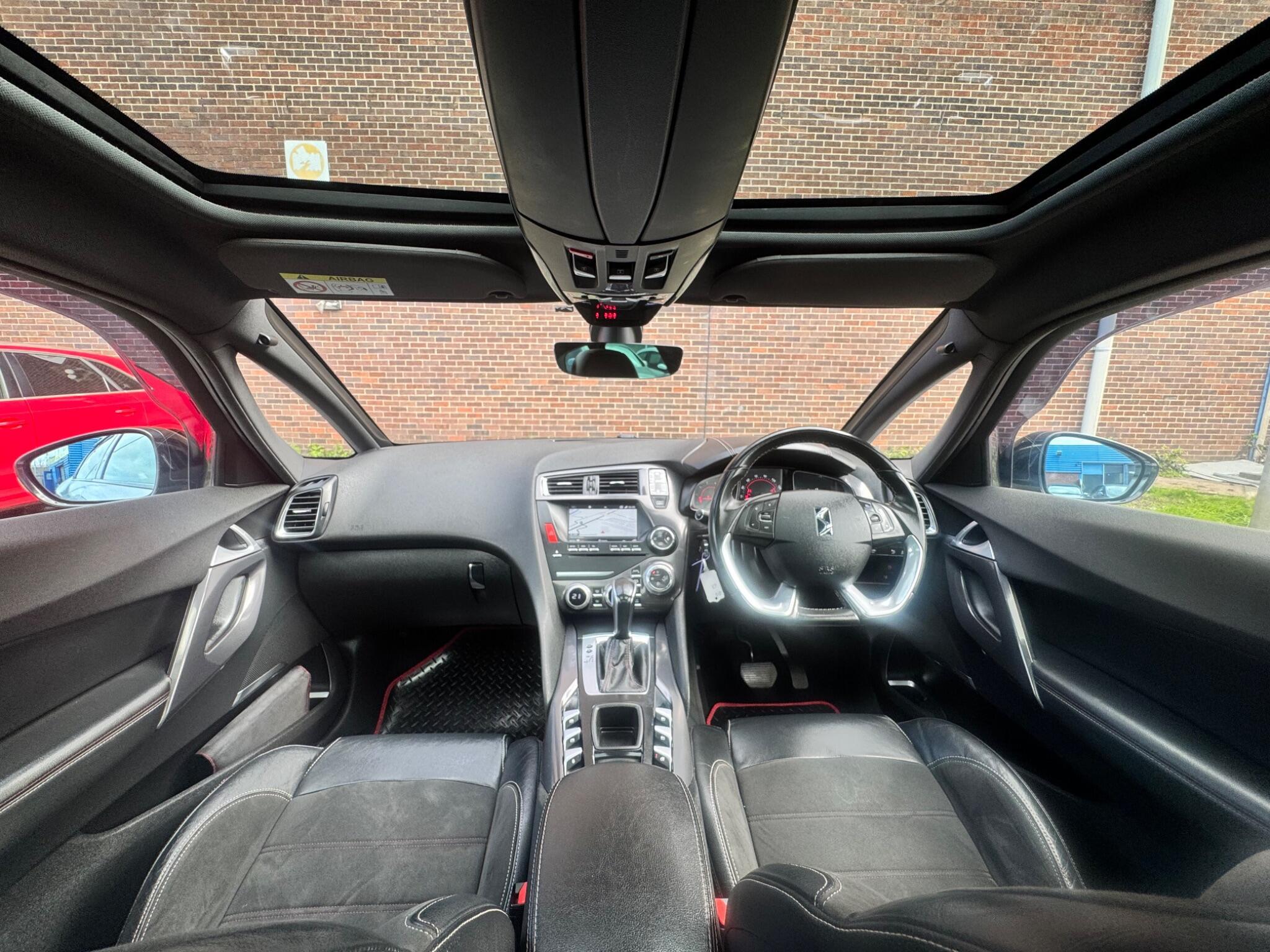 DS AUTOMOBILES DS 5 - Image 3