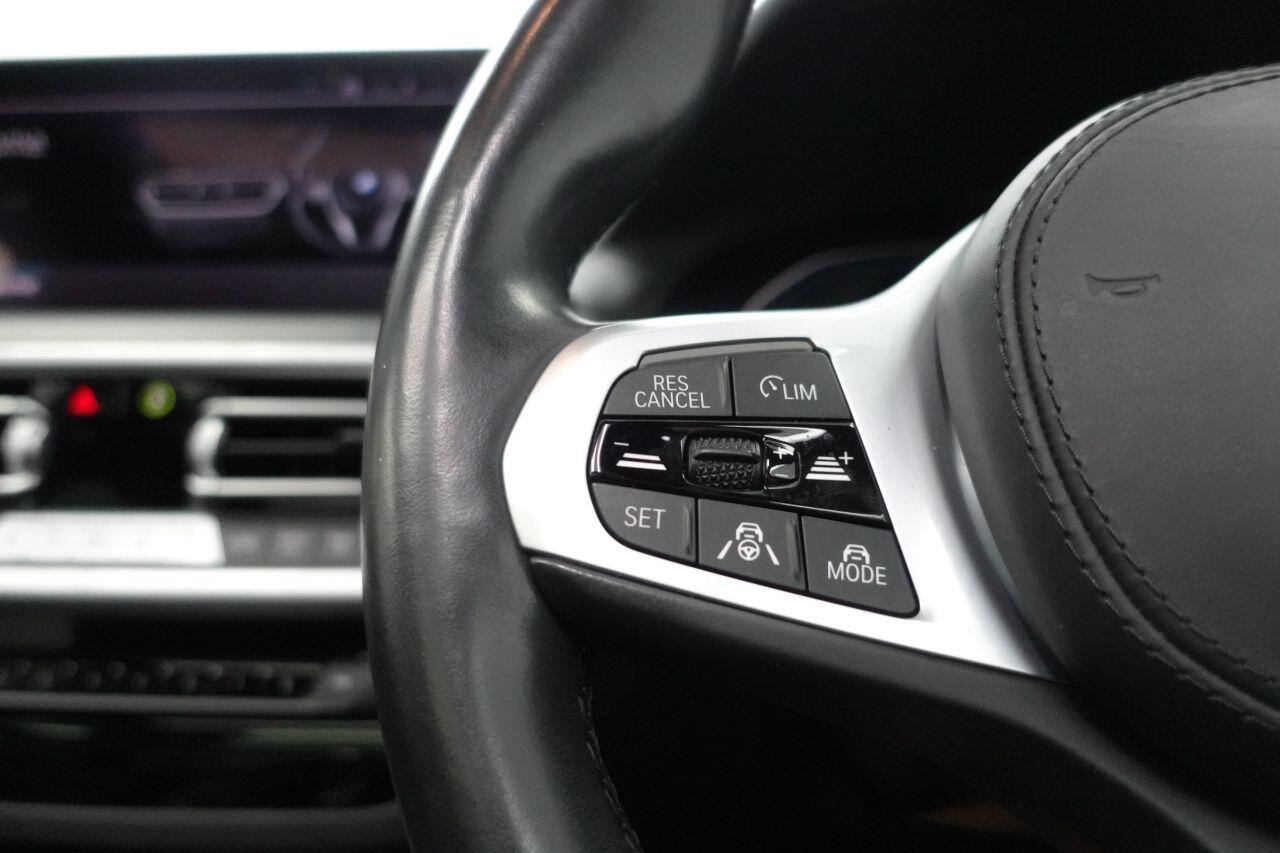 BMW iX3 - Image 14