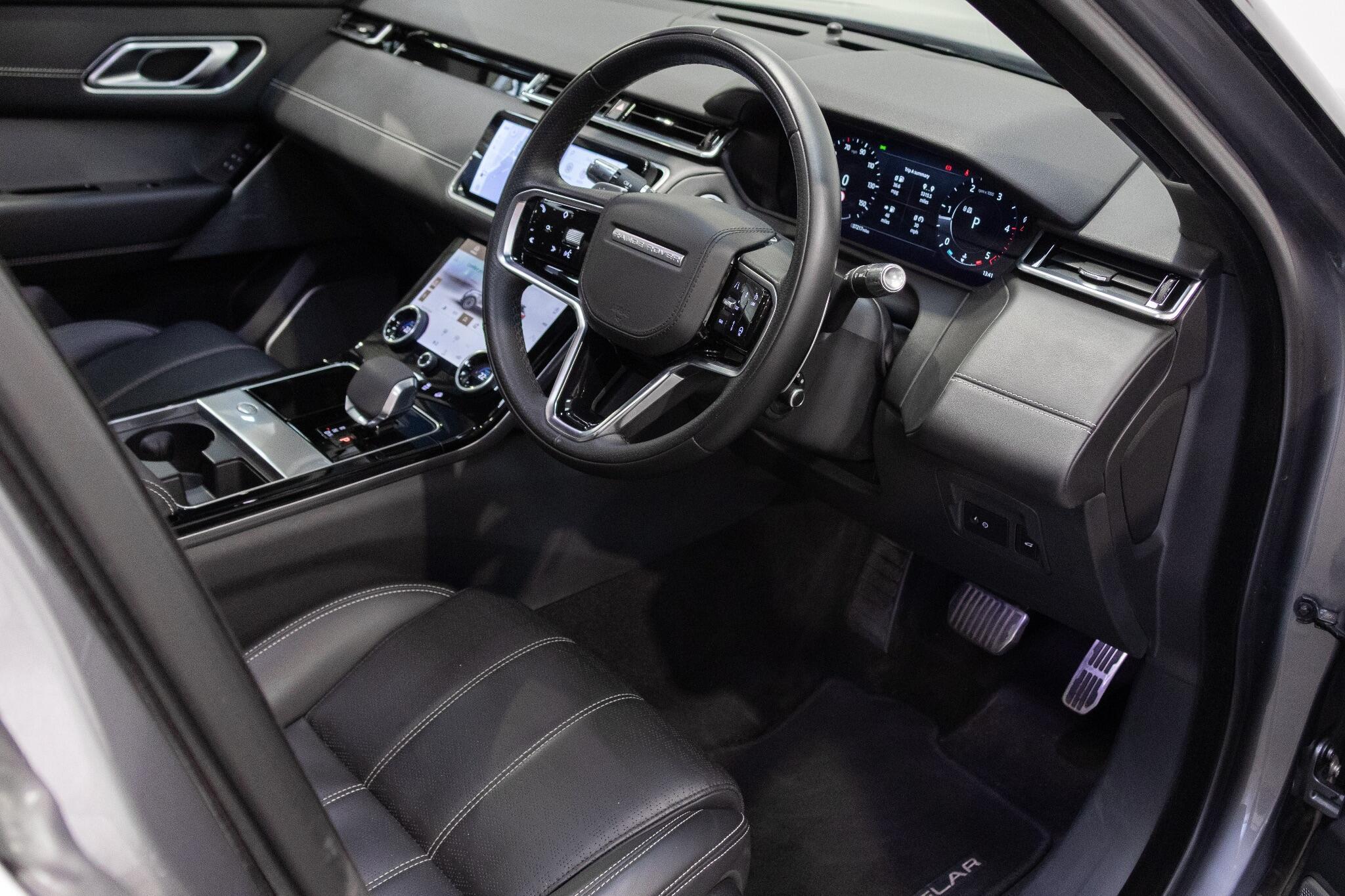 Land Rover Range Rover Velar - Image 14