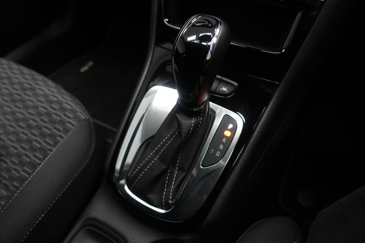 Vauxhall Astra - Image 32