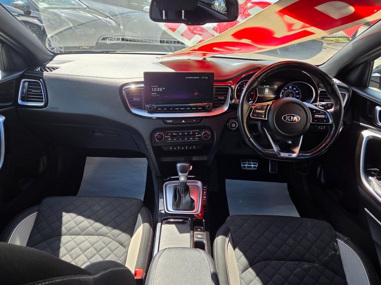 Kia ProCeed - Image 17