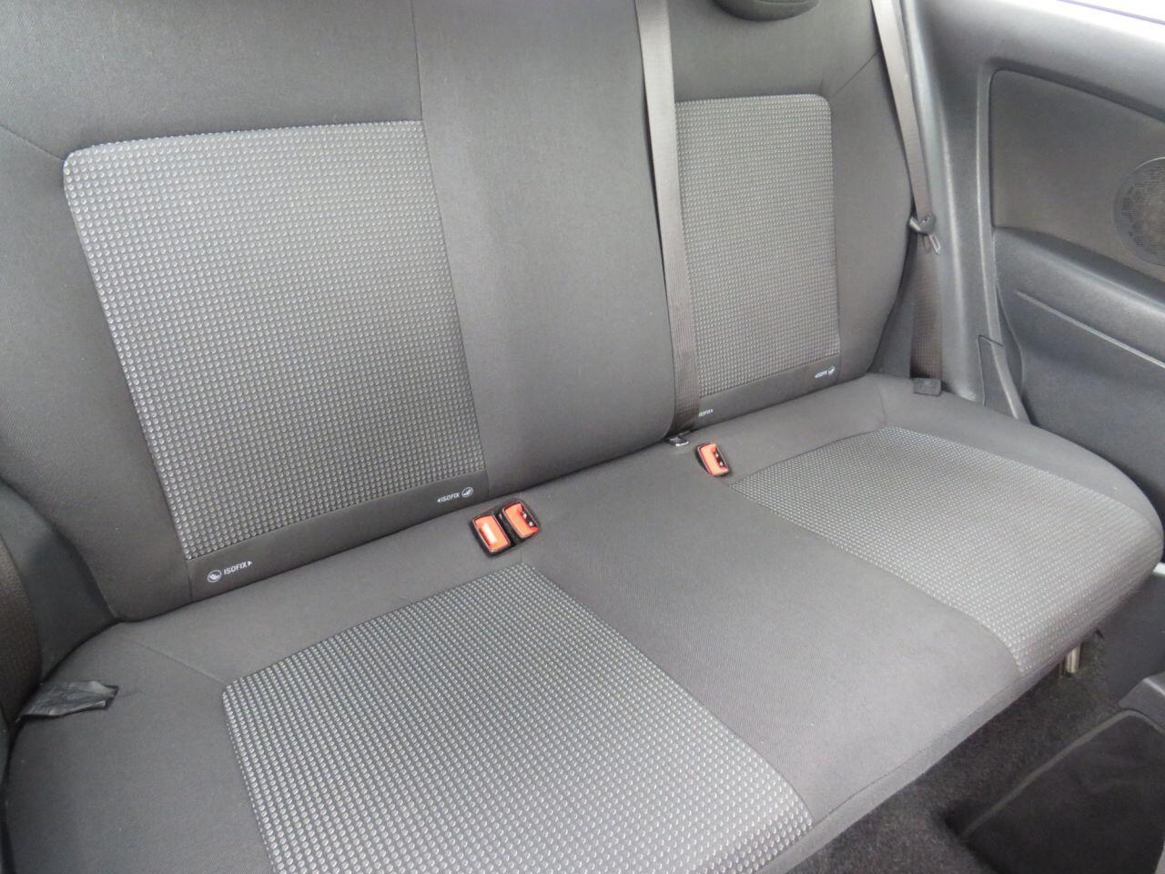 Vauxhall Corsa - Image 8