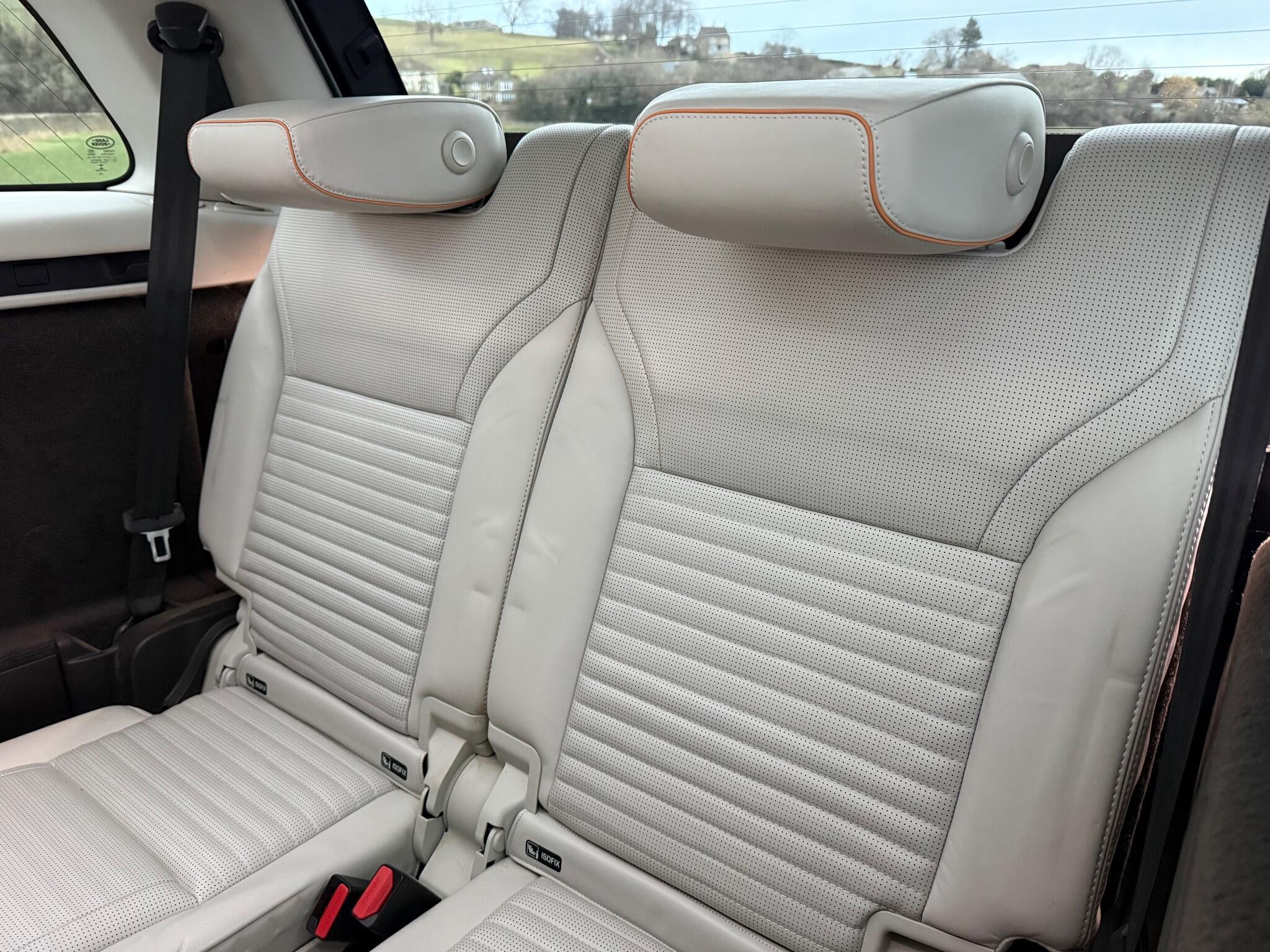 Land Rover Discovery - Image 32