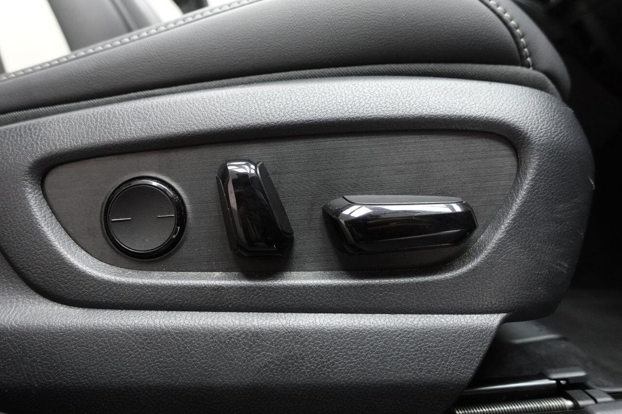 Lexus ES - Image 15