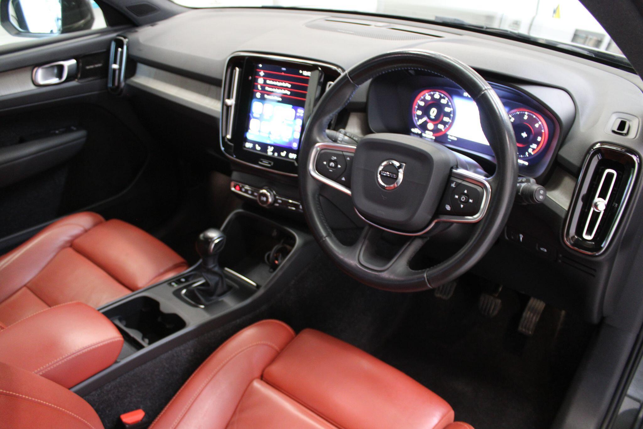 Volvo XC40 - Image 23