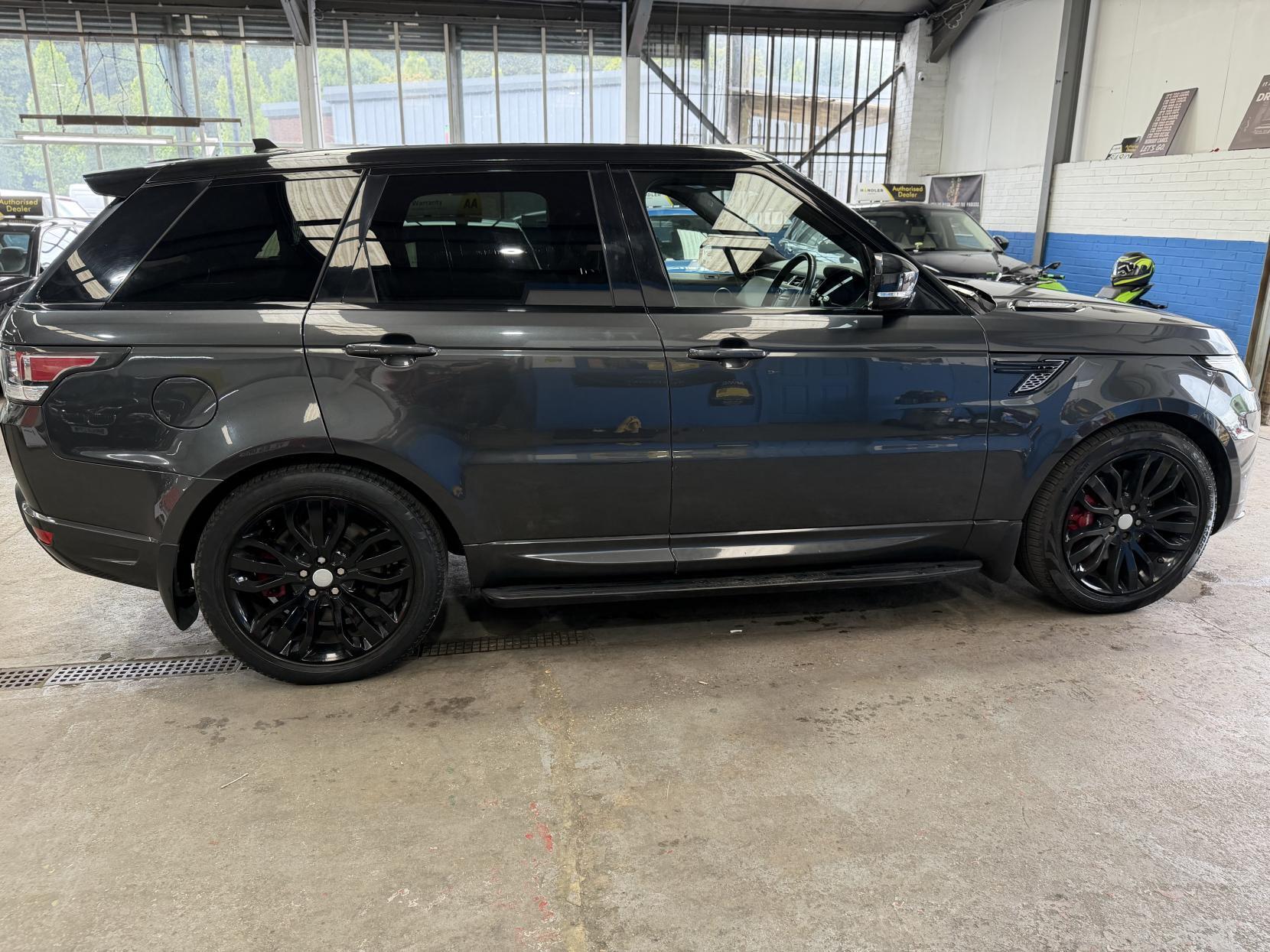 Land Rover RANGE ROVER SPORT - Image 6