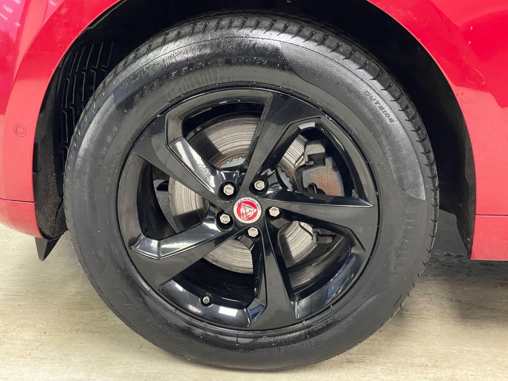 Jaguar F-Pace - Image 16