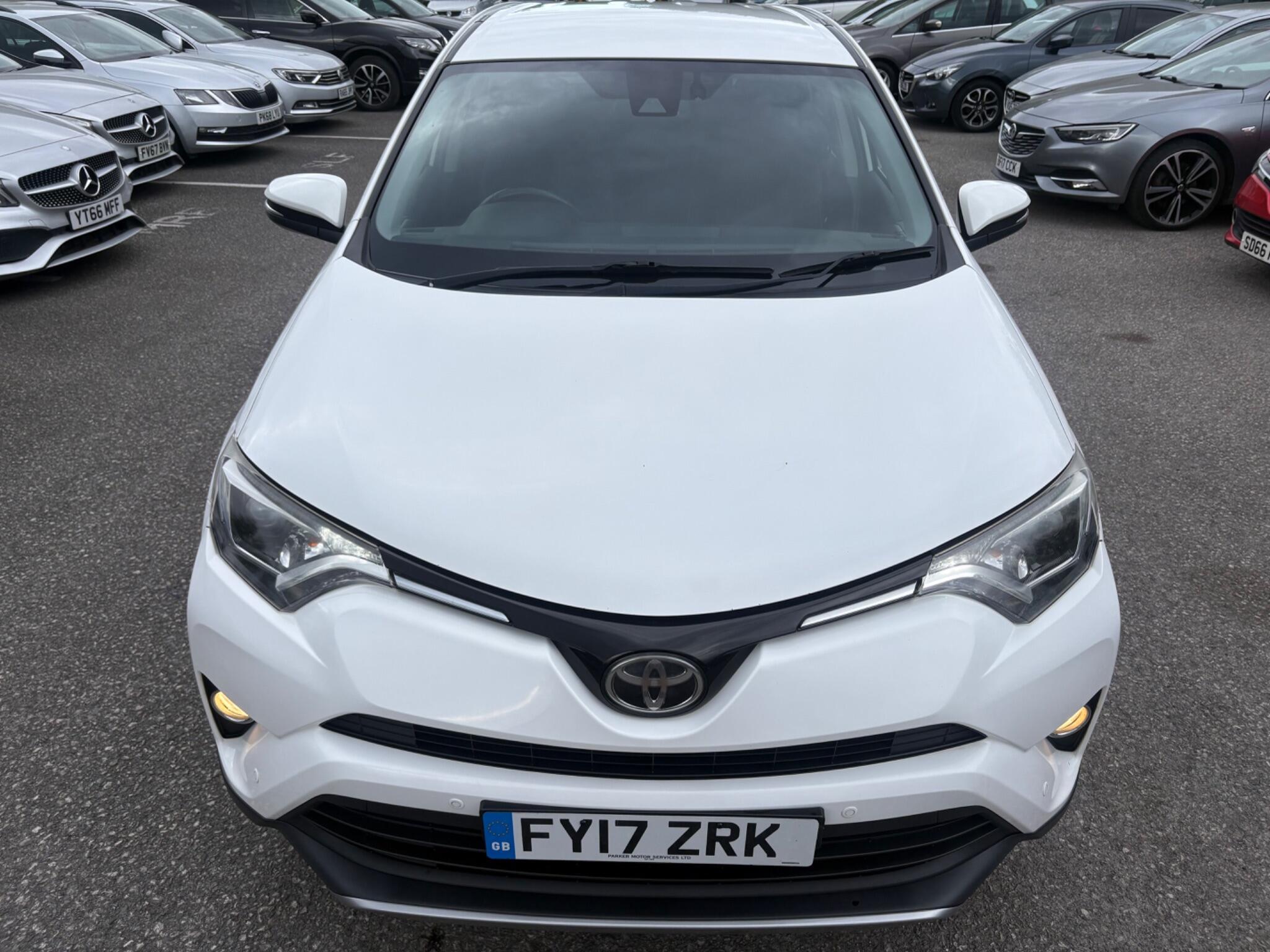 Toyota RAV4 - Image 4