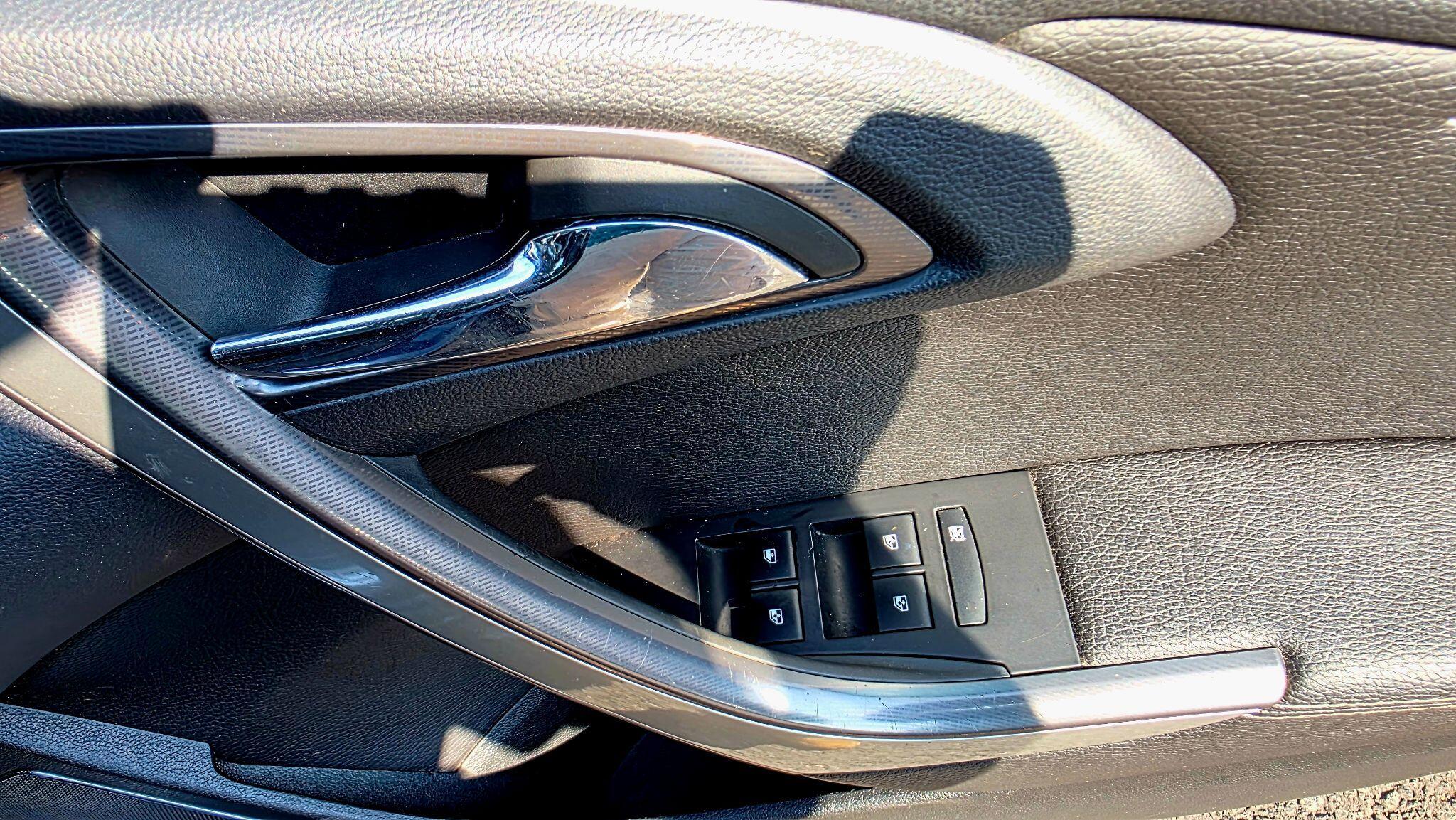 Vauxhall Astra - Image 22