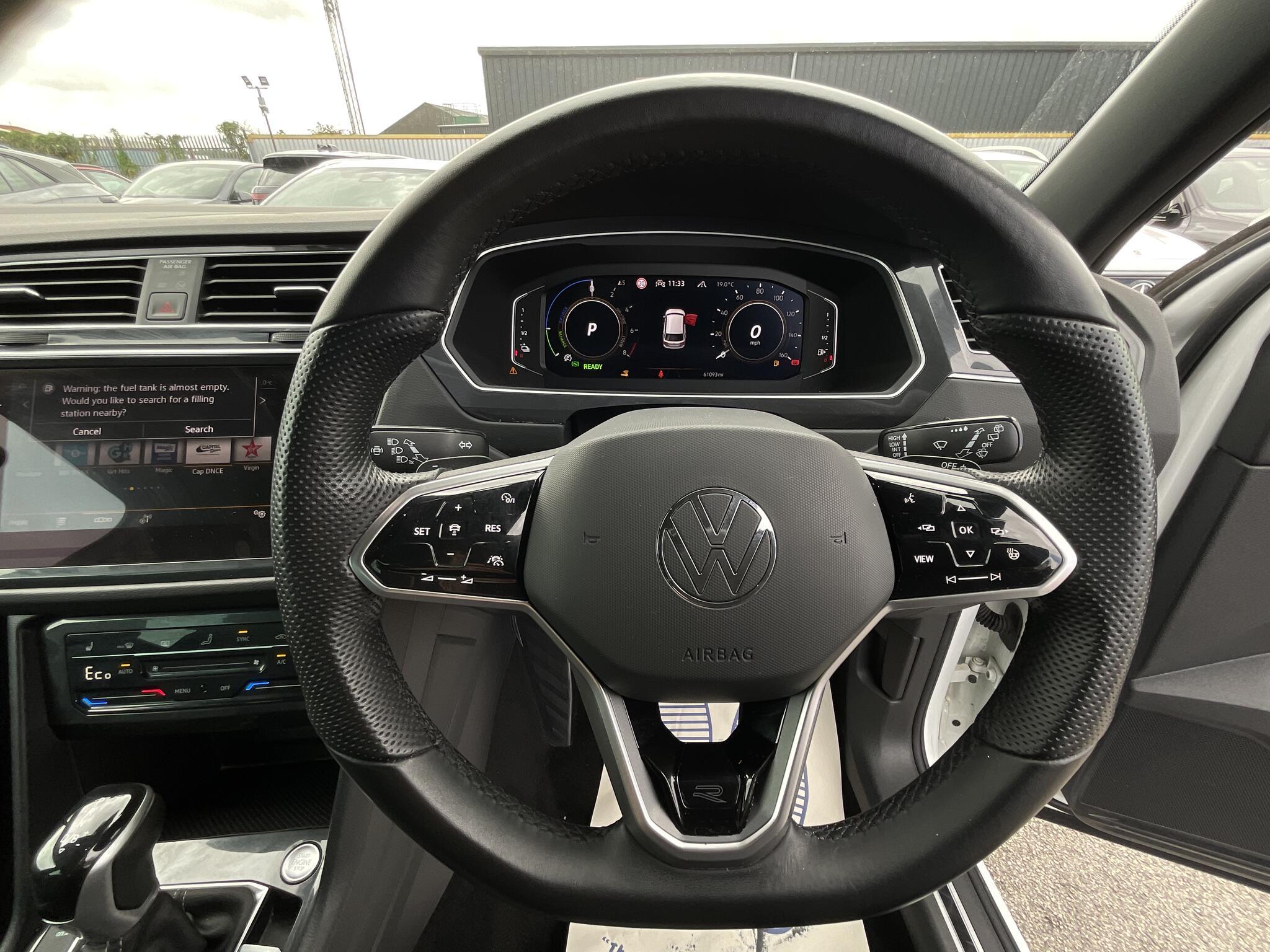Volkswagen Tiguan - Image 17