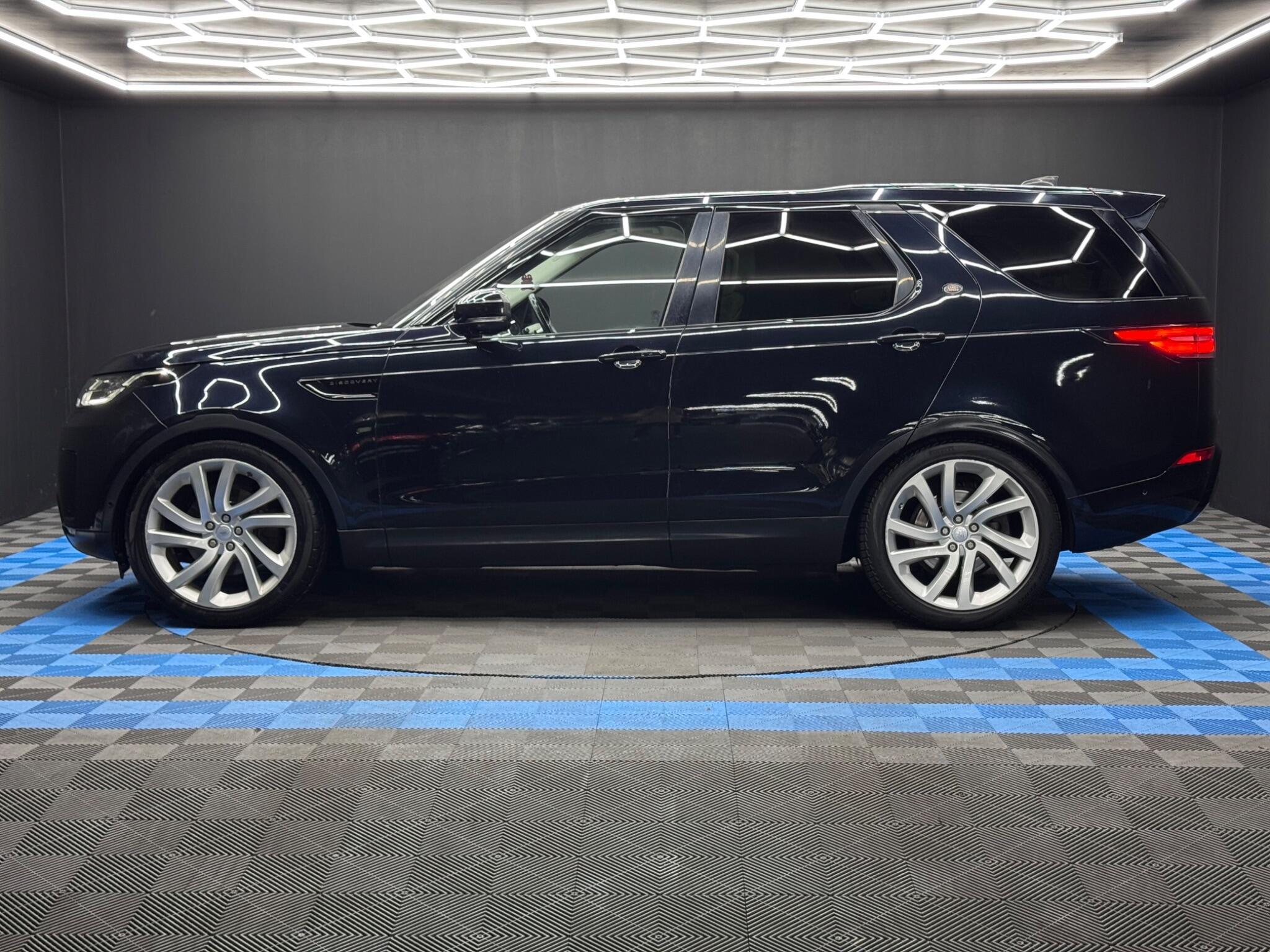 Land Rover Discovery - Image 8