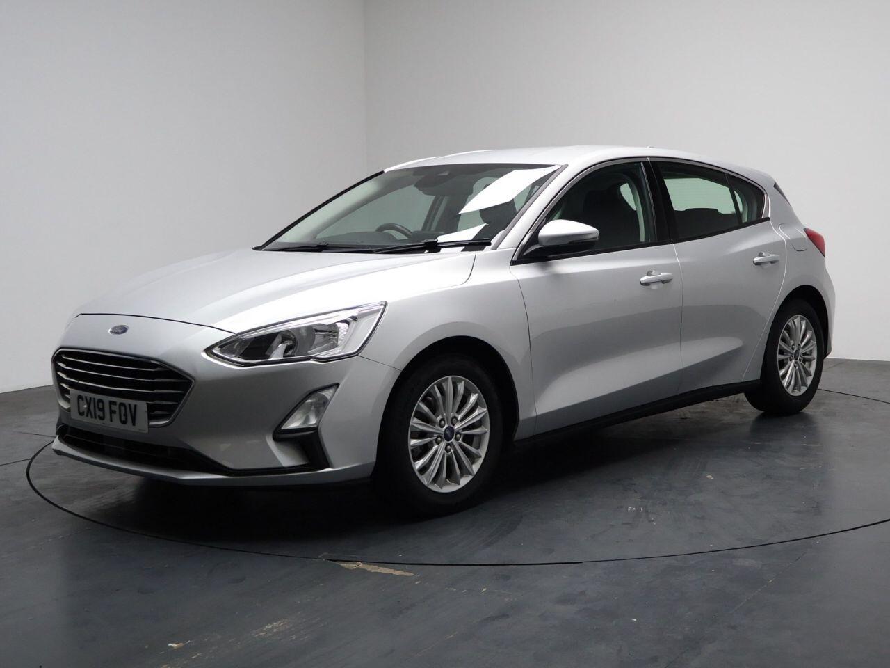 Ford Focus - Image 9