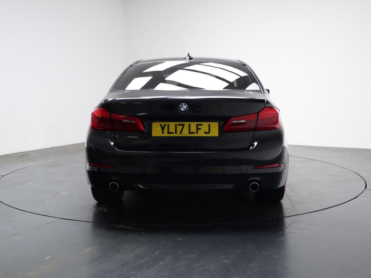 BMW 5 Series - Image 11