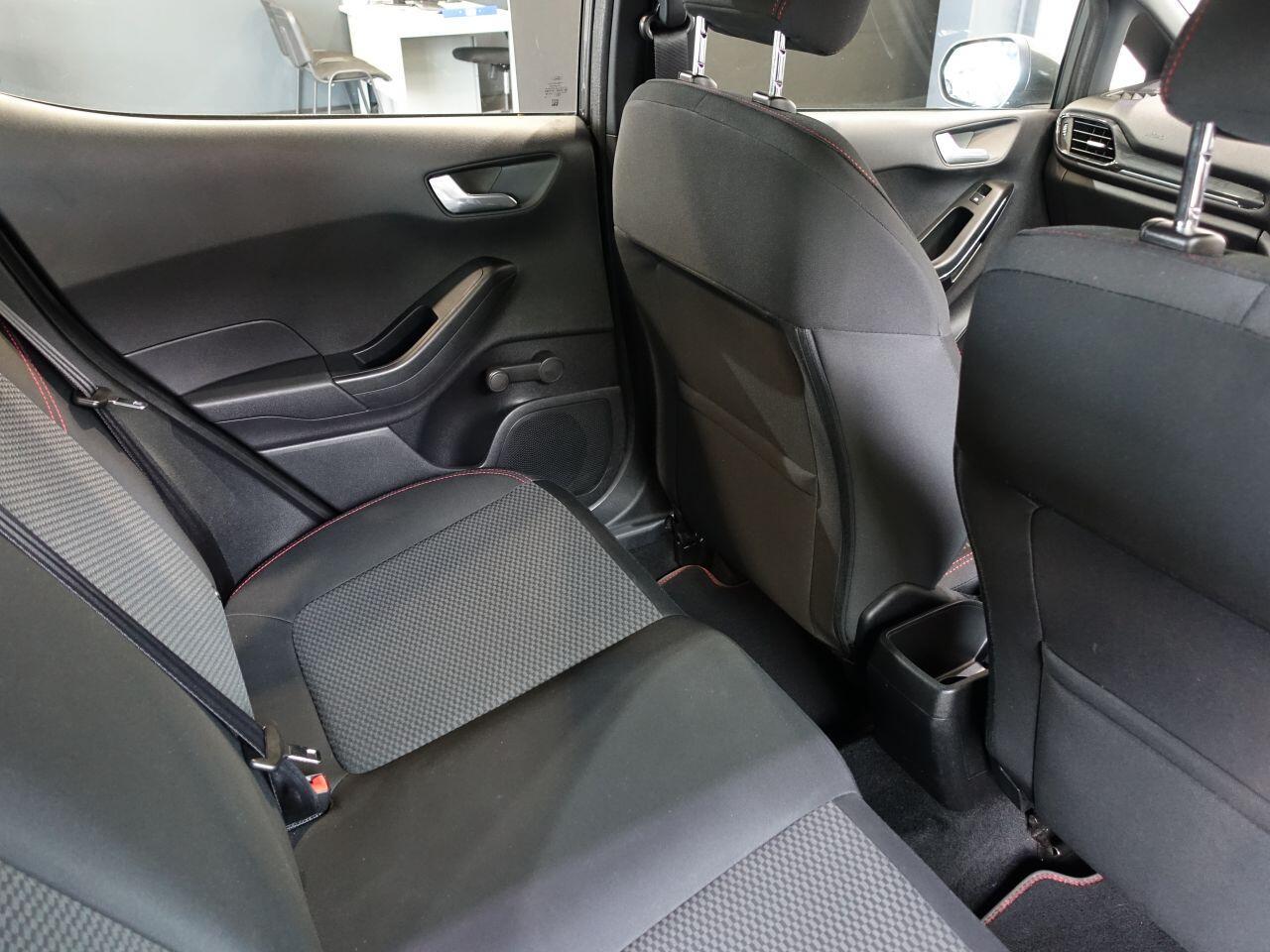 Ford Fiesta - Image 15