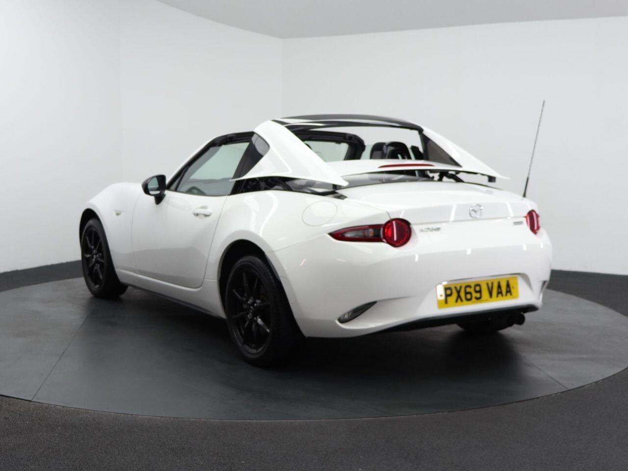 Mazda MX-5 RF - Image 9