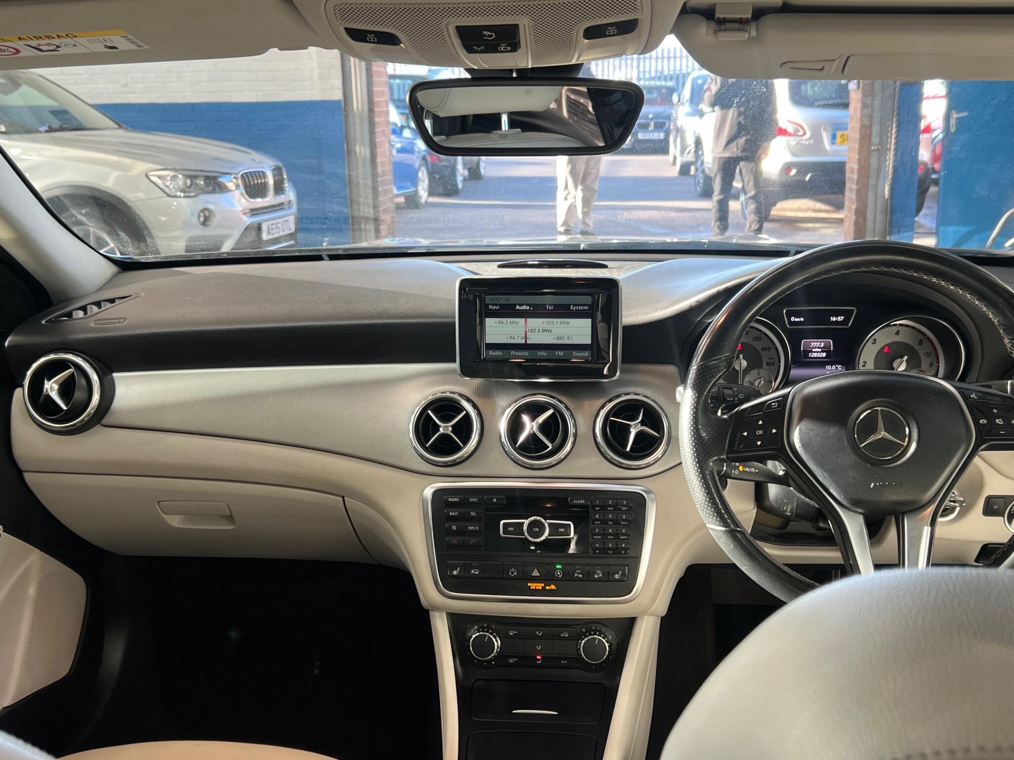 Mercedes GLA - Image 15