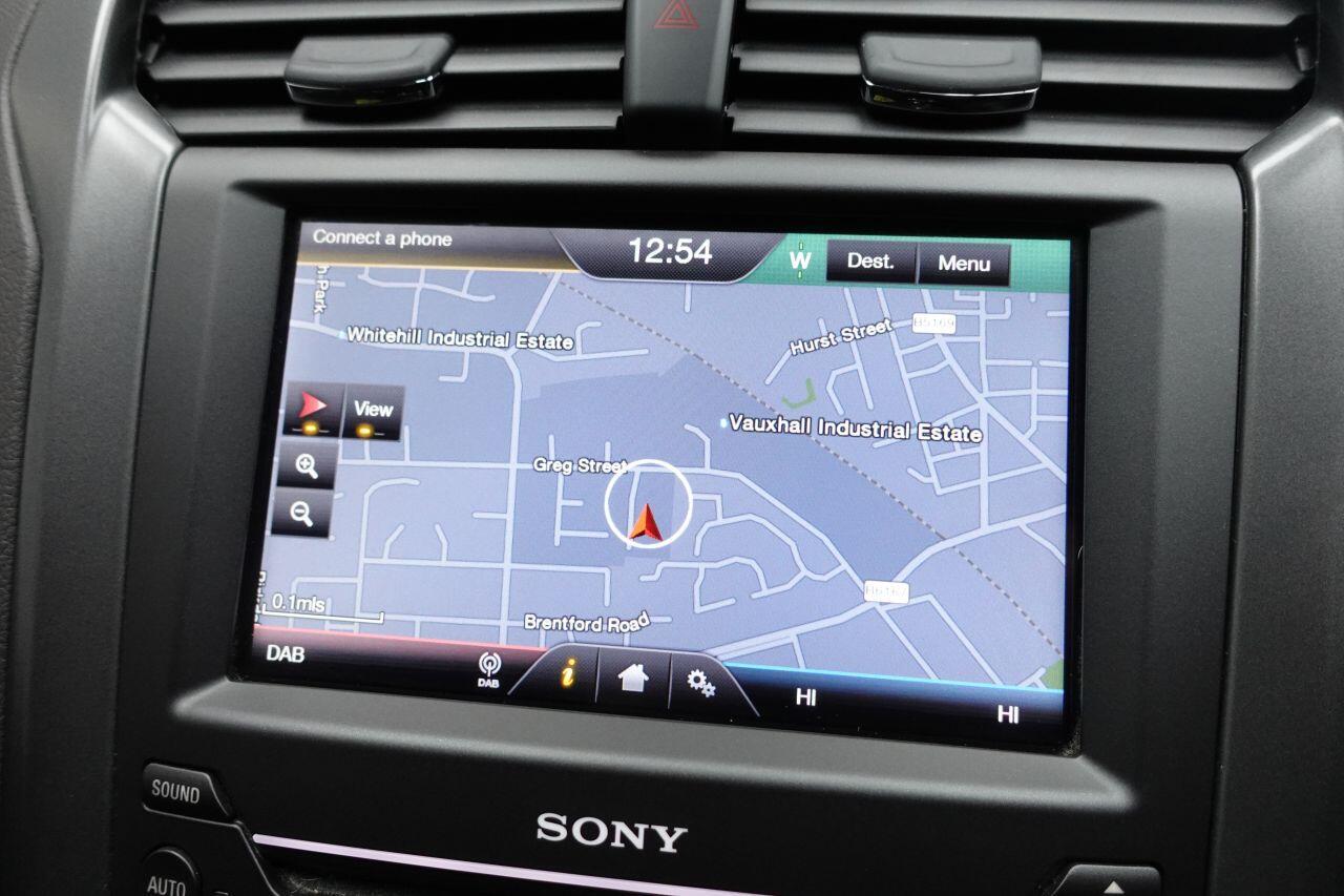 Ford Mondeo - Image 10