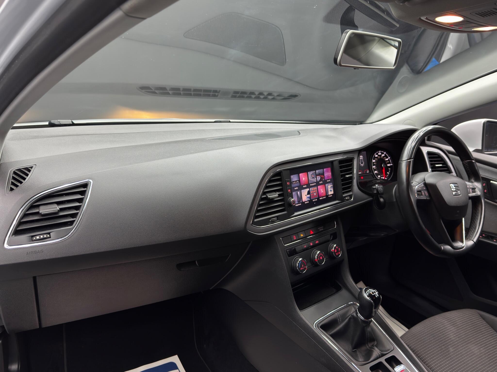 SEAT Leon - Image 11