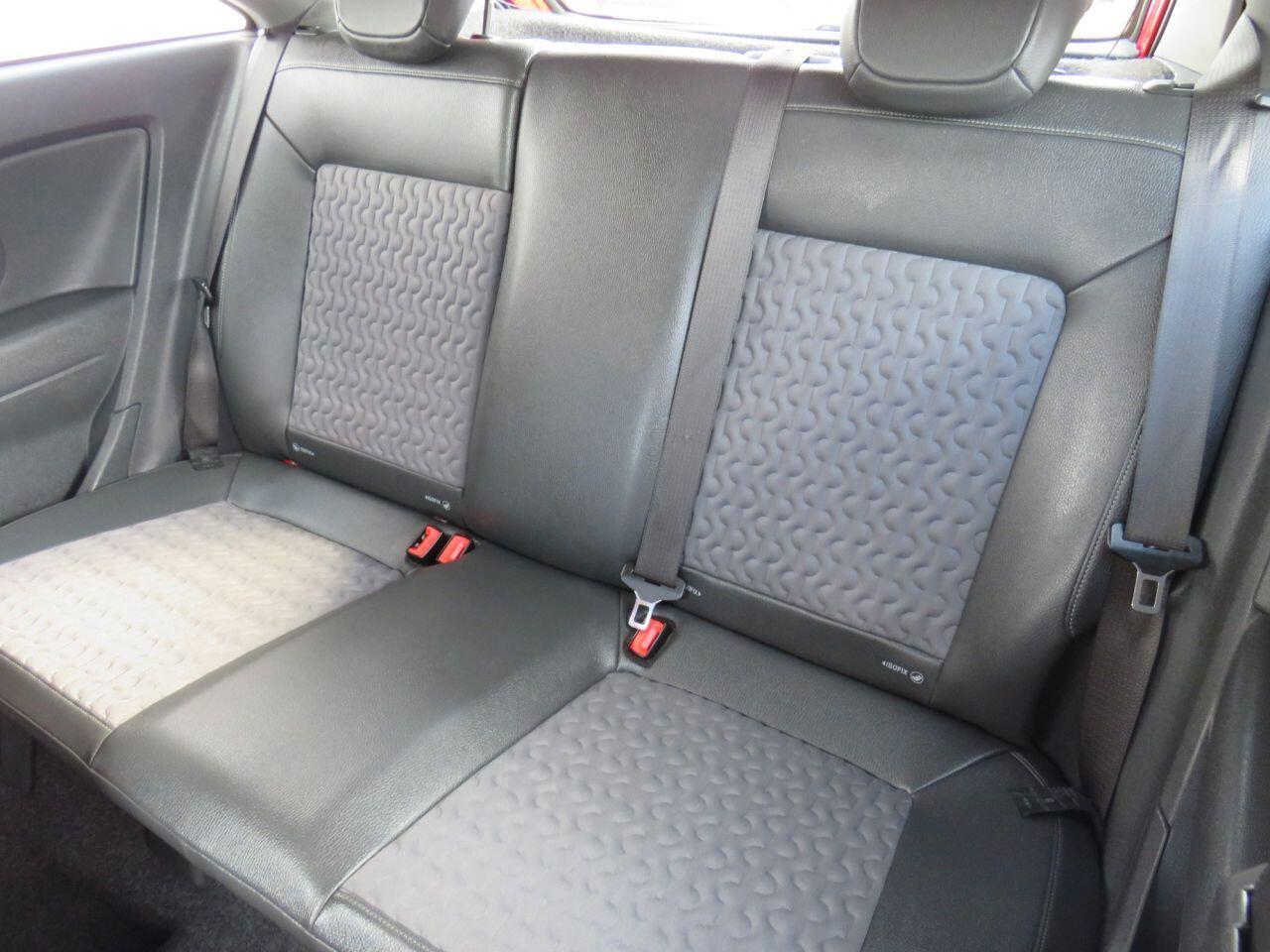 Vauxhall Corsa - Image 11