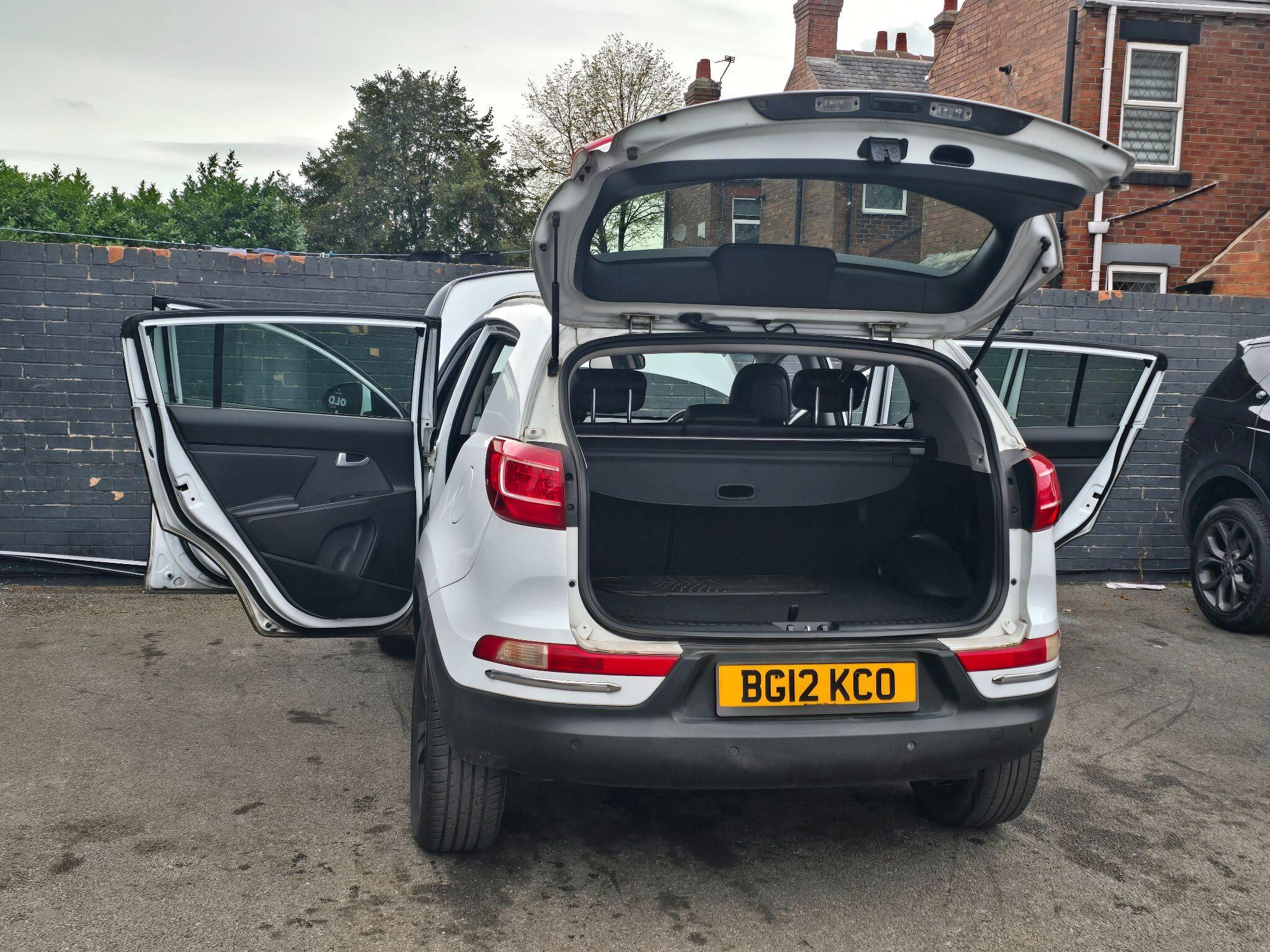 Kia Sportage - Image 19