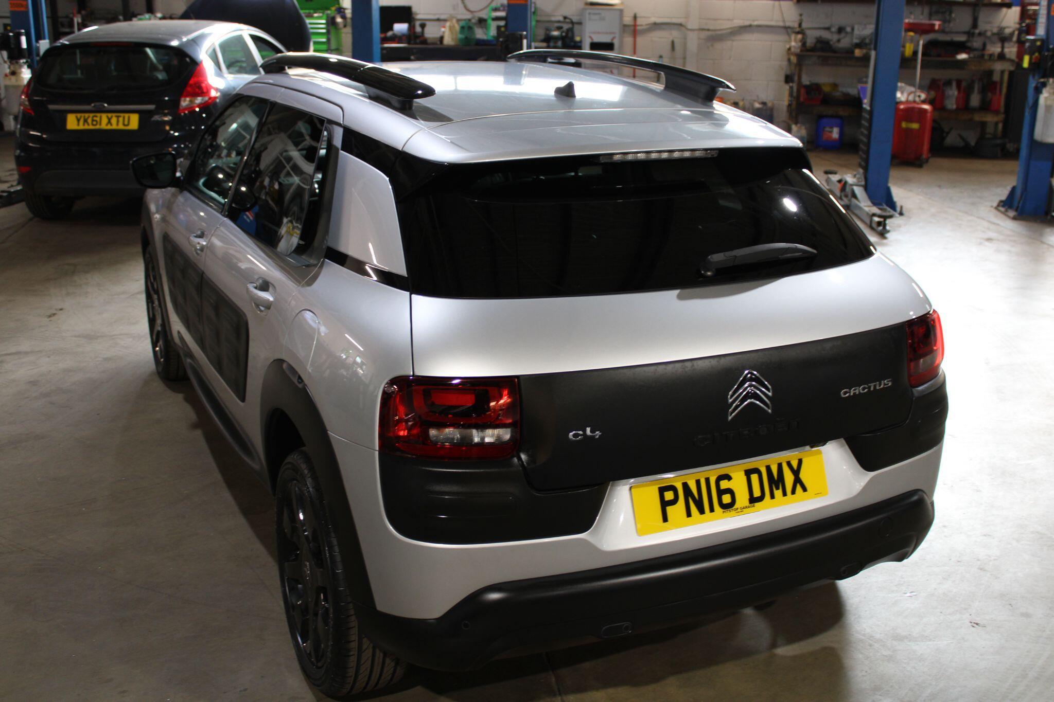 Citroen C4 Cactus - Image 20