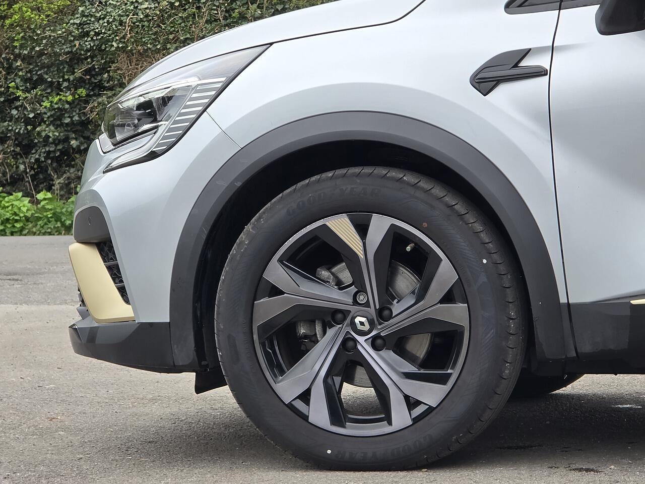 Renault Captur - Image 24