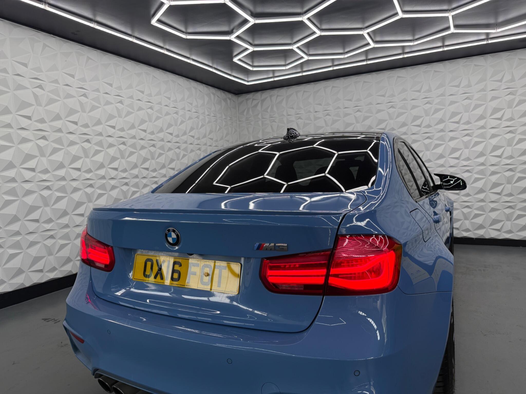 BMW M3 - Image 17