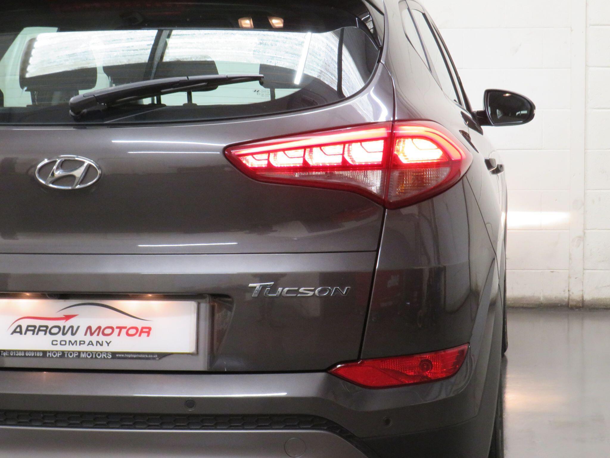 Hyundai Tucson - Image 12