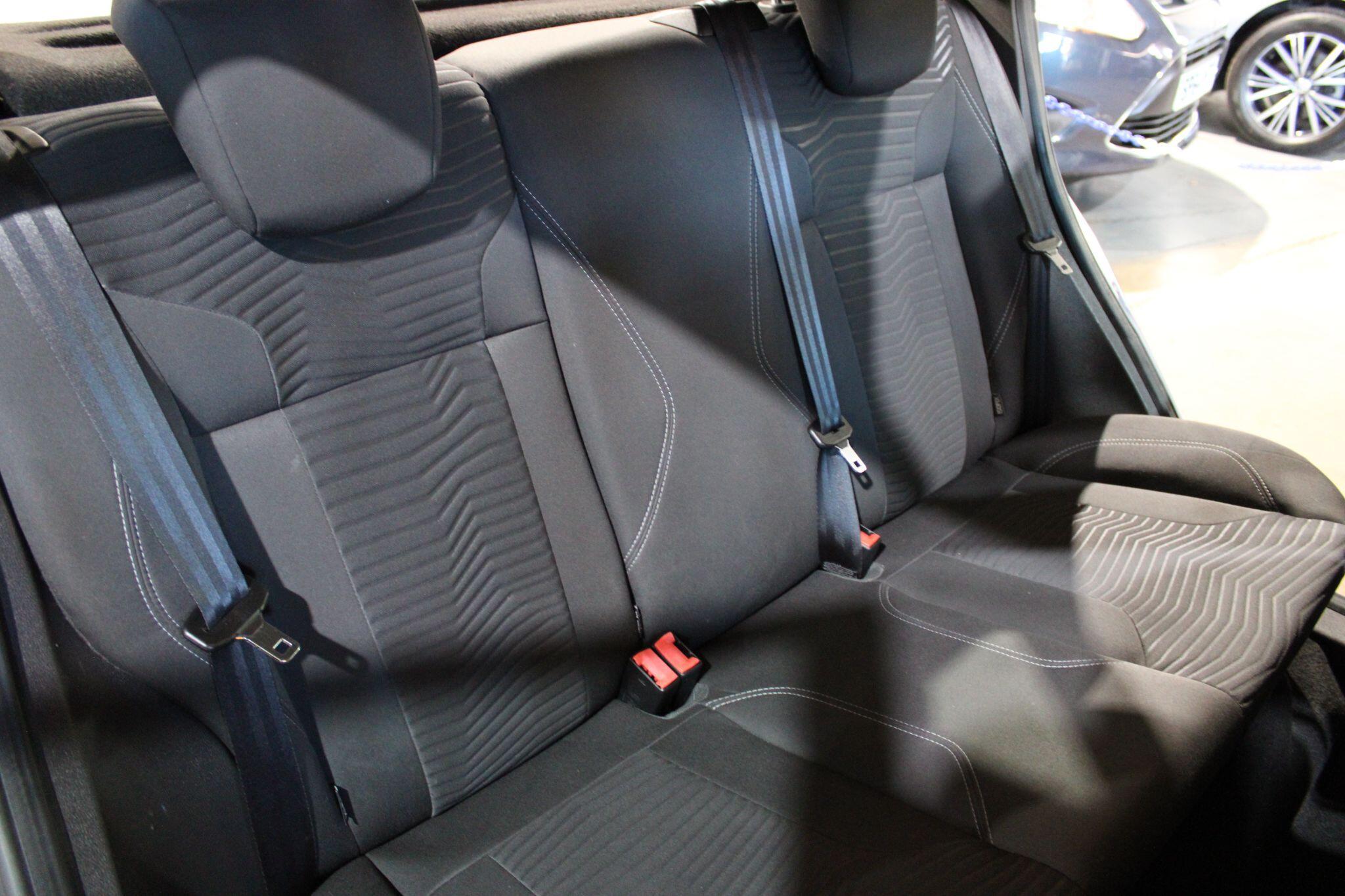 Ford Fiesta - Image 24