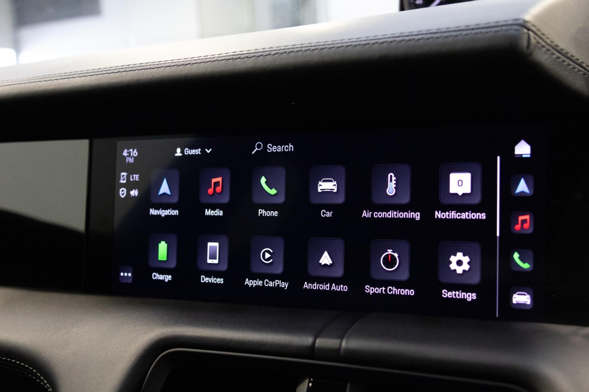 Porsche Taycan - Image 30