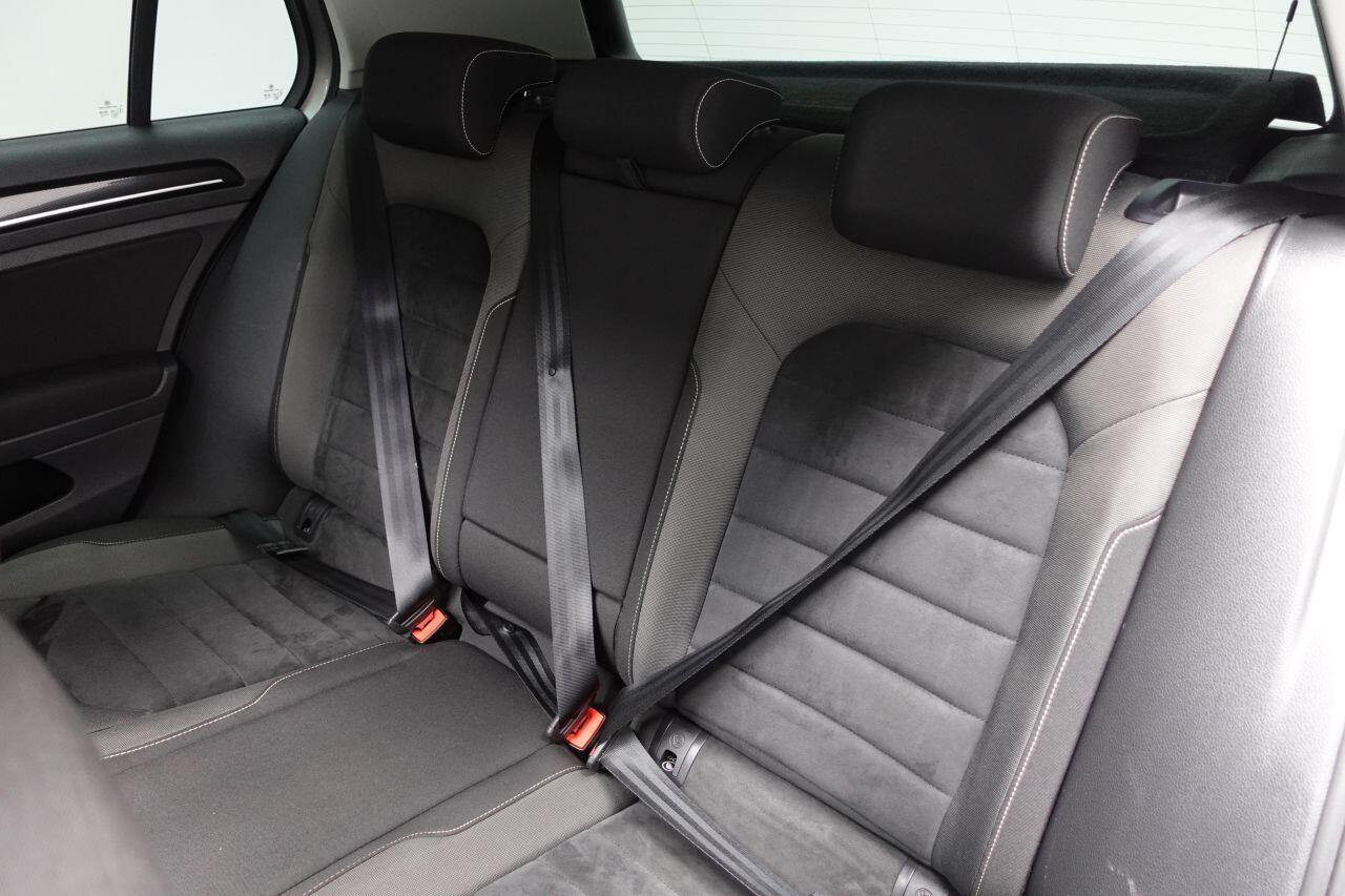 Volkswagen Golf - Image 20