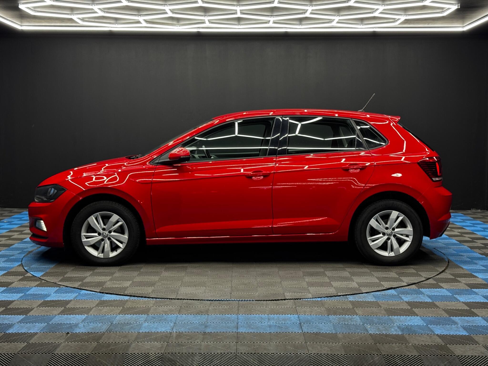Volkswagen Polo - Image 8