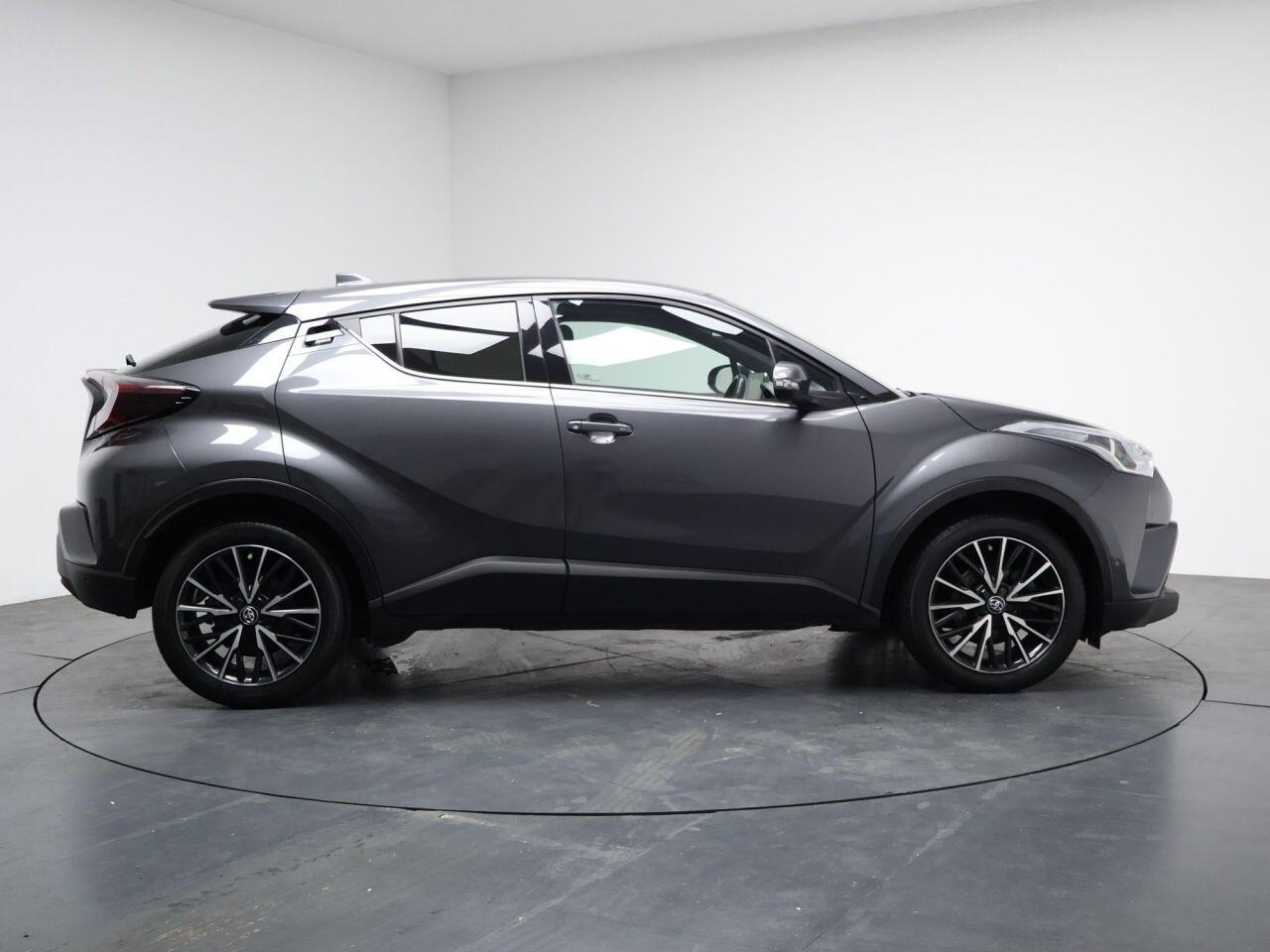 Toyota C-Hr - Image 14