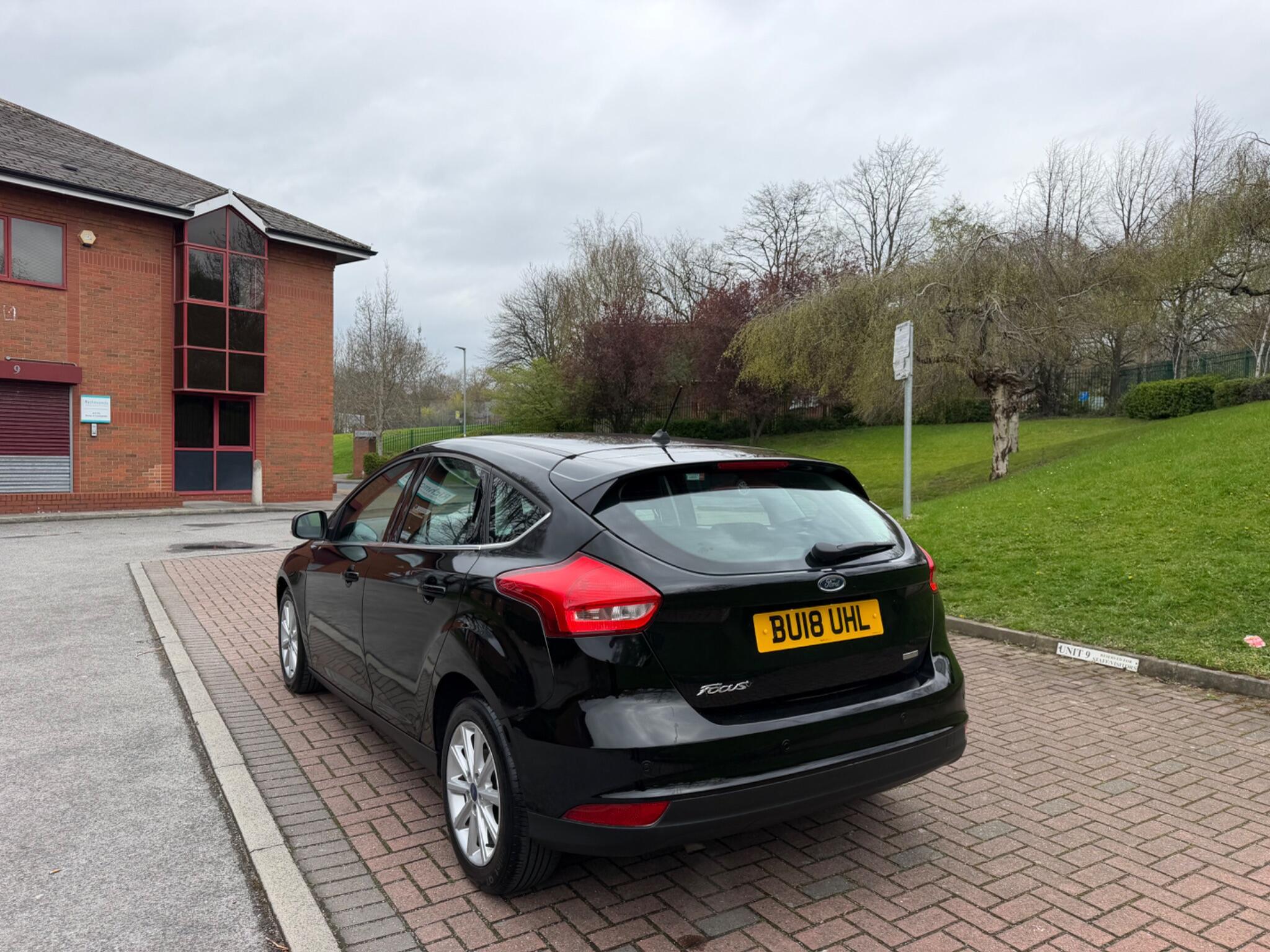 Ford Focus - Image 8