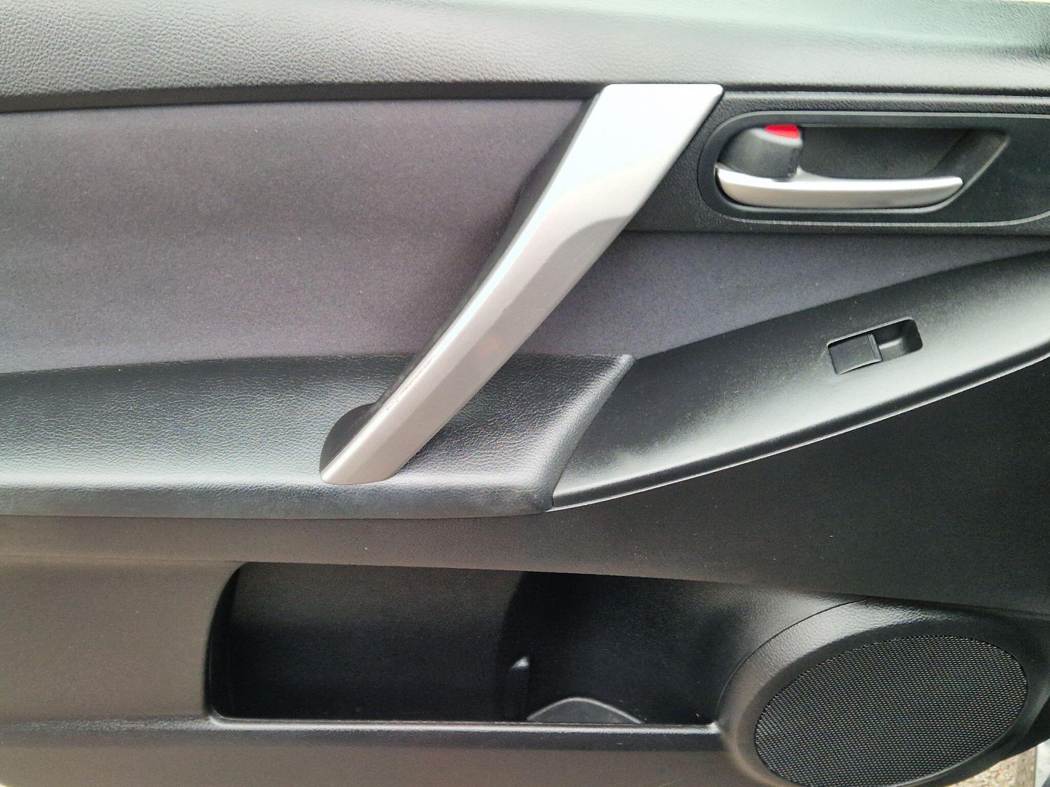 Mazda MAZDA3 - Image 37