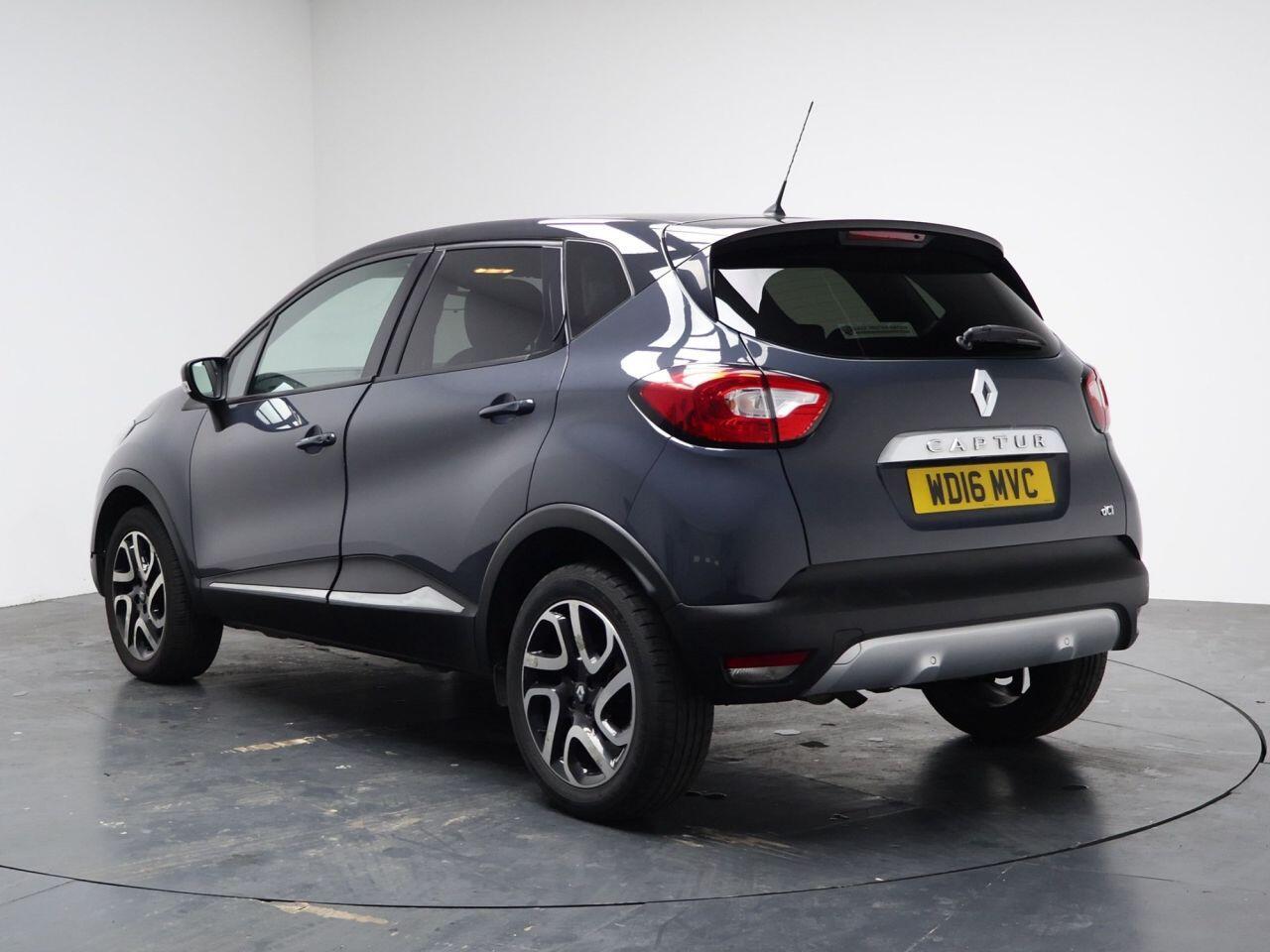 Renault Captur - Image 16