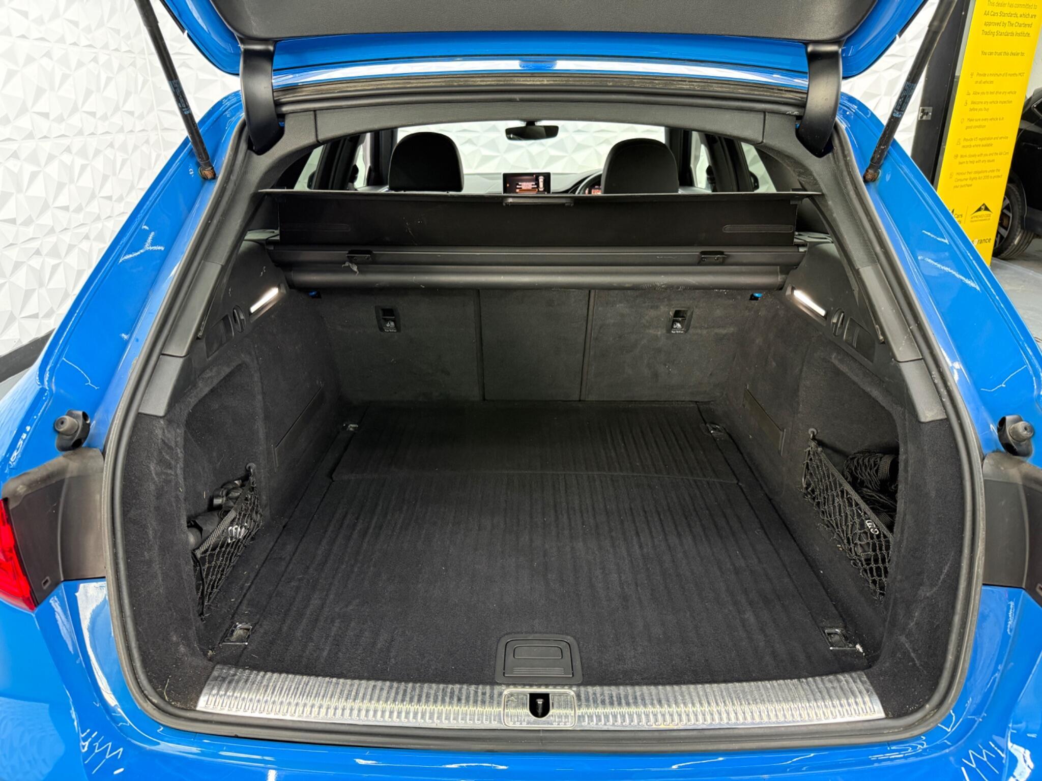 Audi A4 Avant - Image 29
