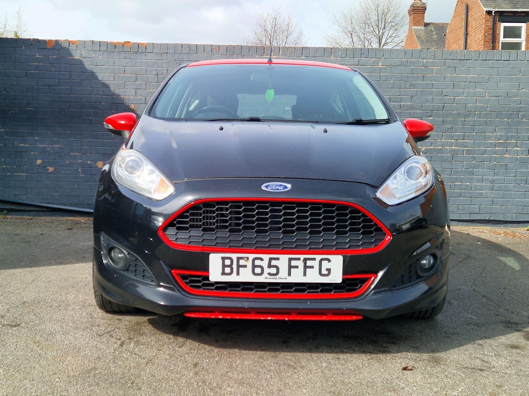 Ford Fiesta - Image 17