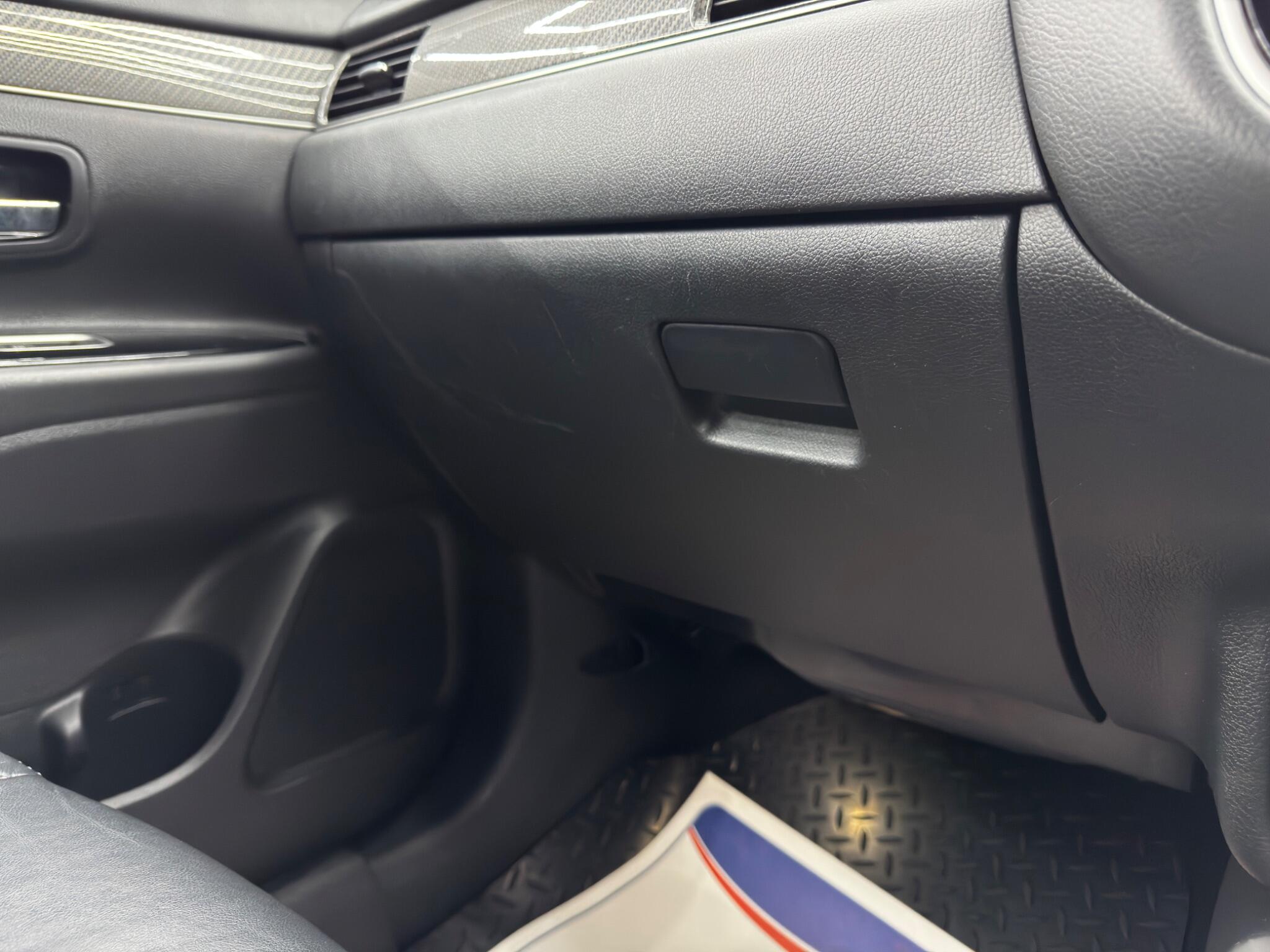 Mitsubishi Outlander - Image 41