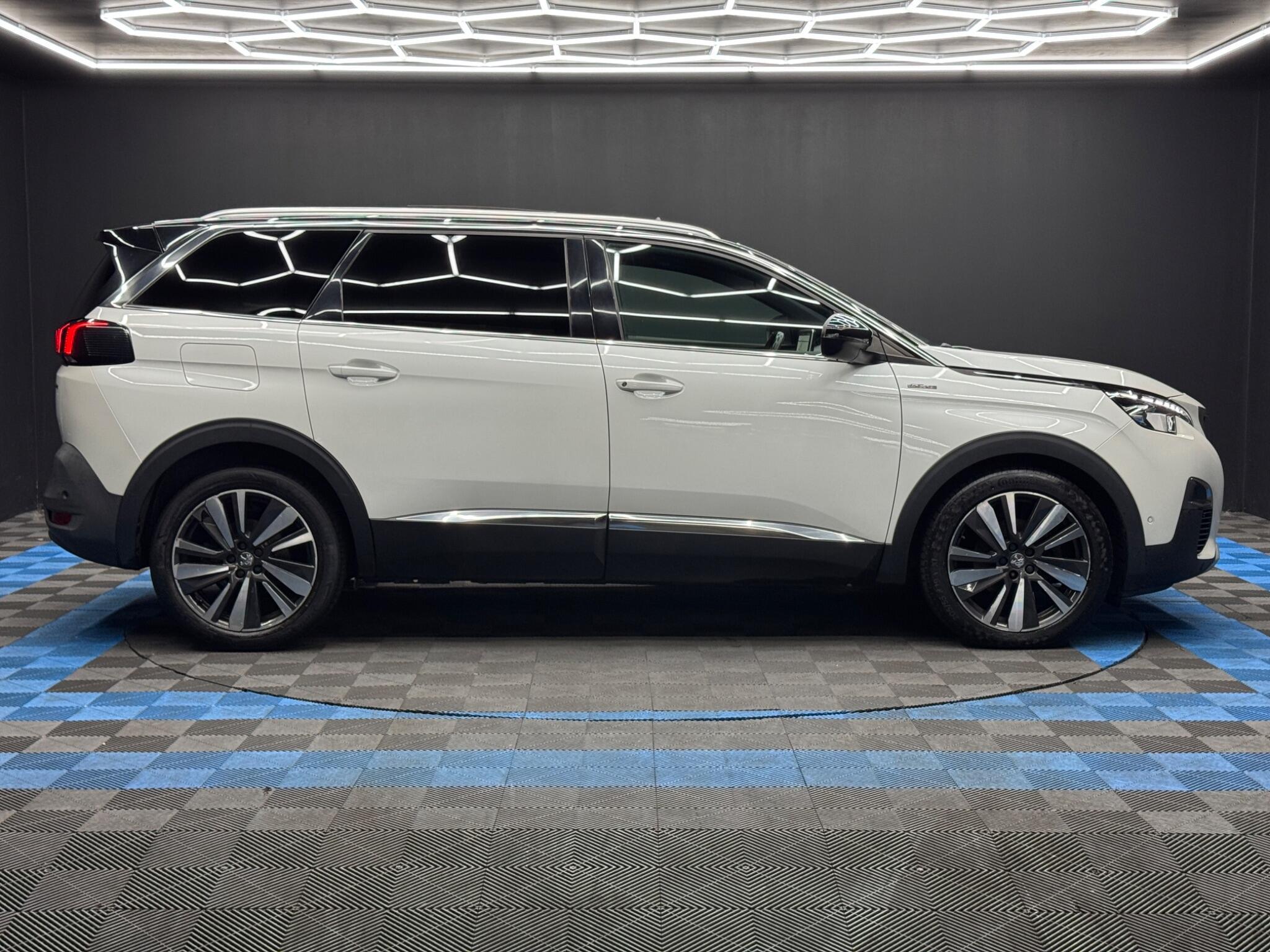 Peugeot 5008 - Image 4