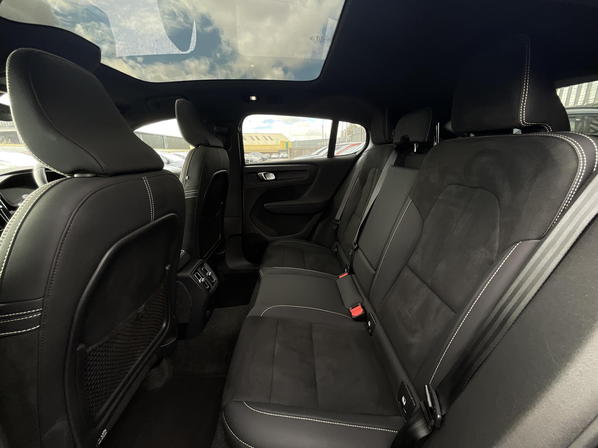 Volvo C40 - Image 15