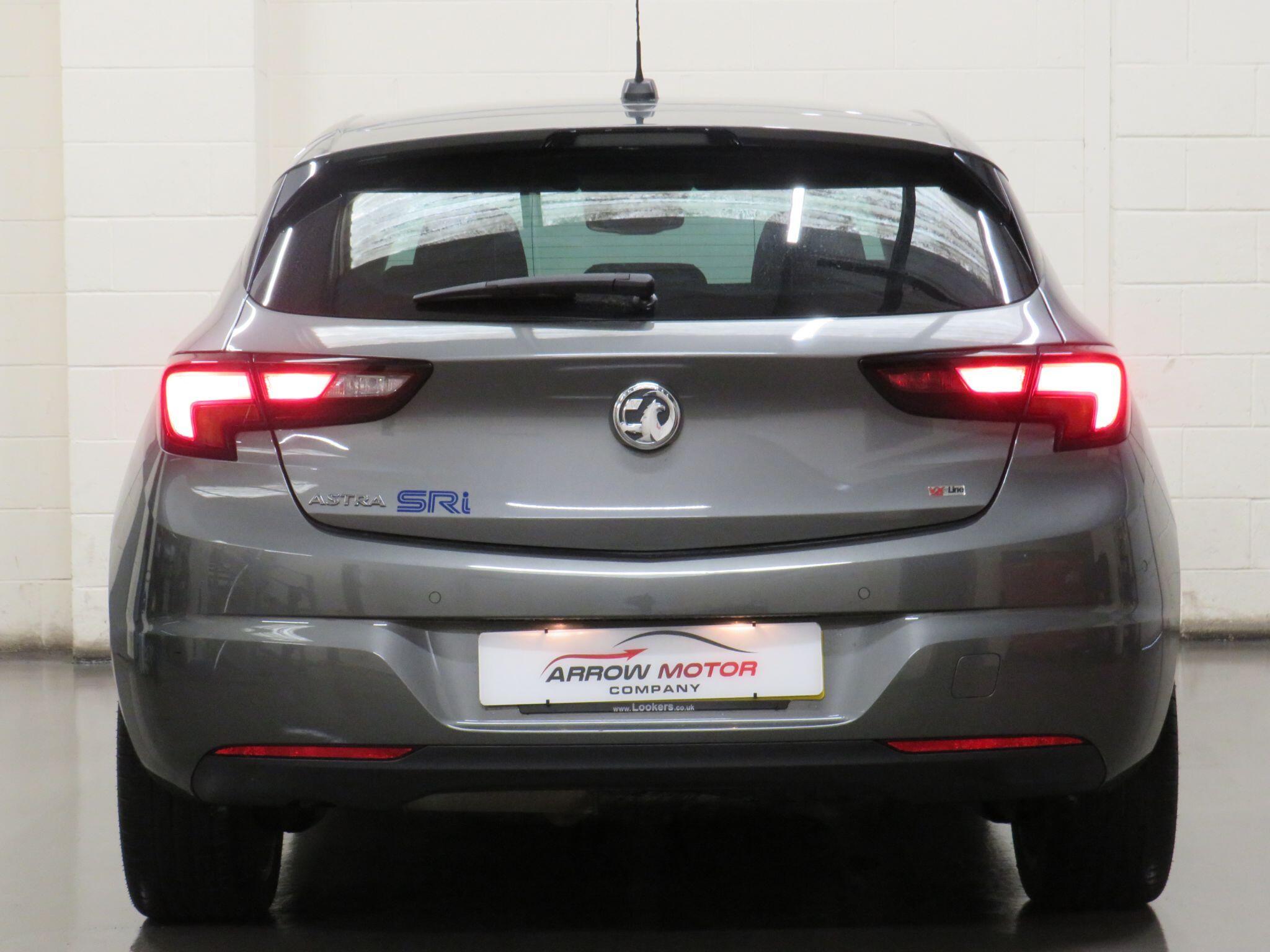 Vauxhall Astra - Image 5