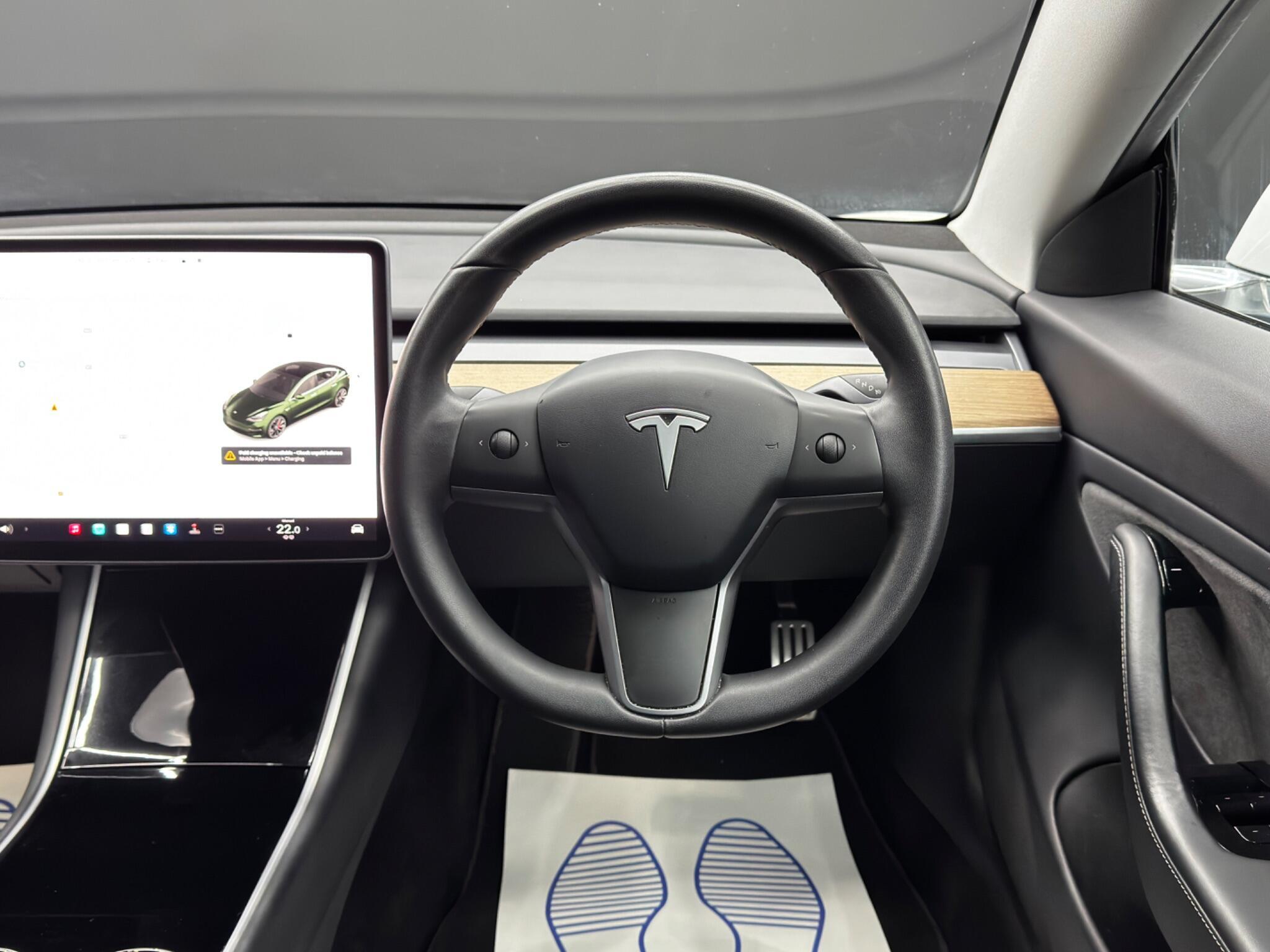 Tesla Model 3 - Image 18