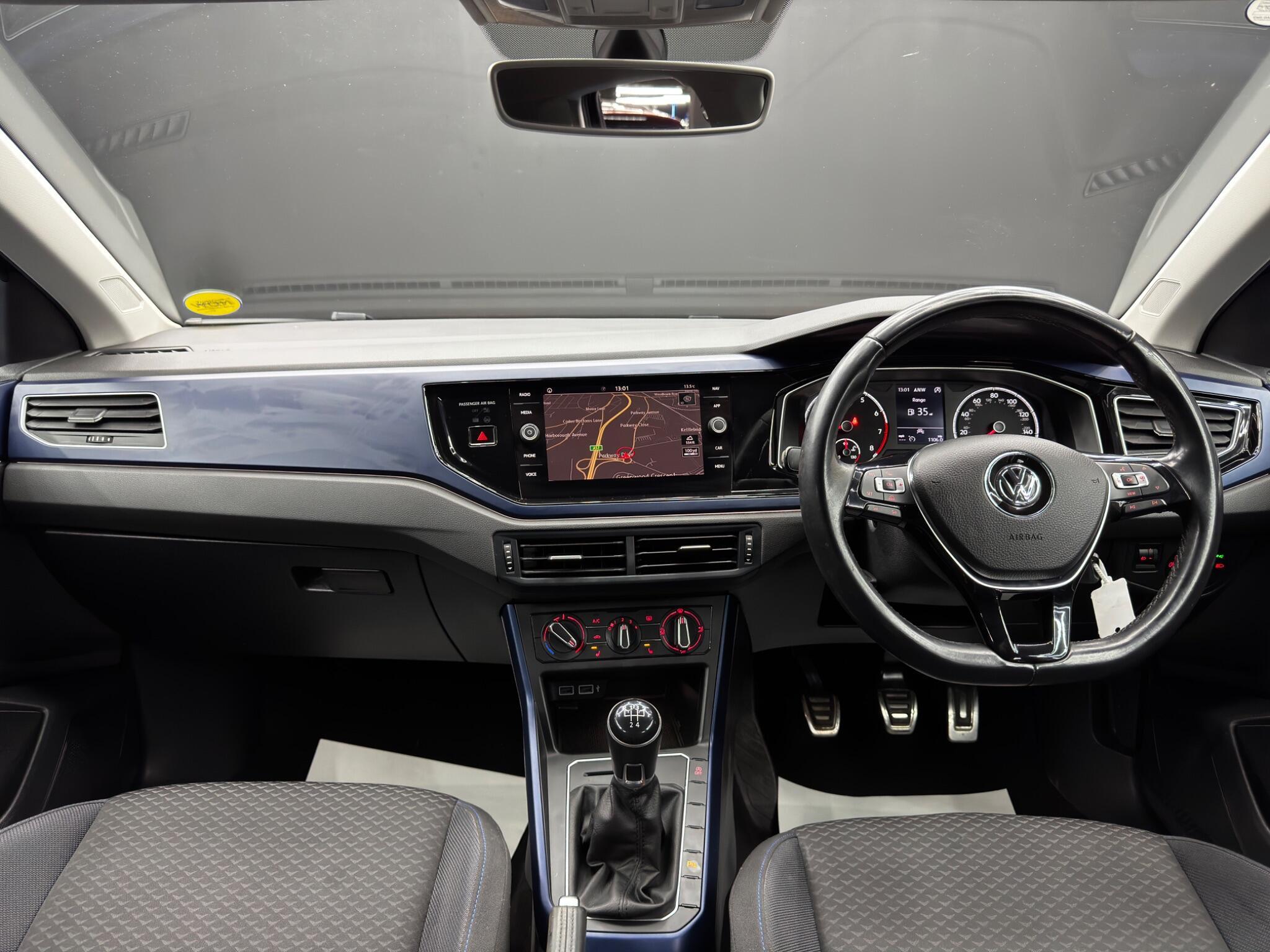 Volkswagen Polo - Image 10