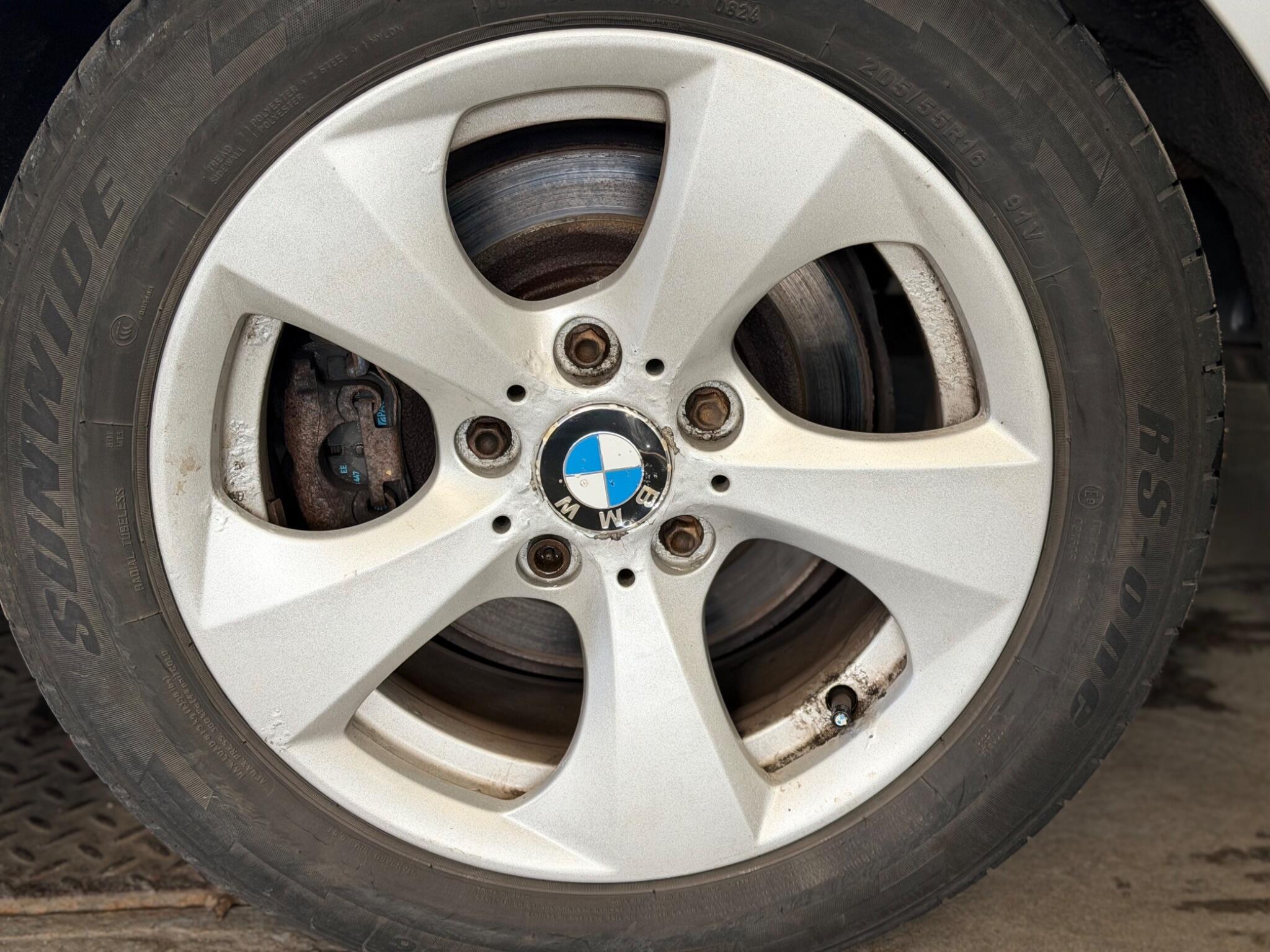 BMW 3 Series - Image 16