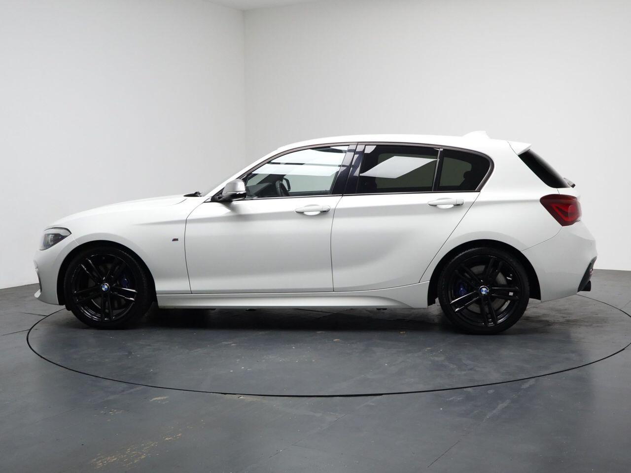 BMW 1 Series - Image 4