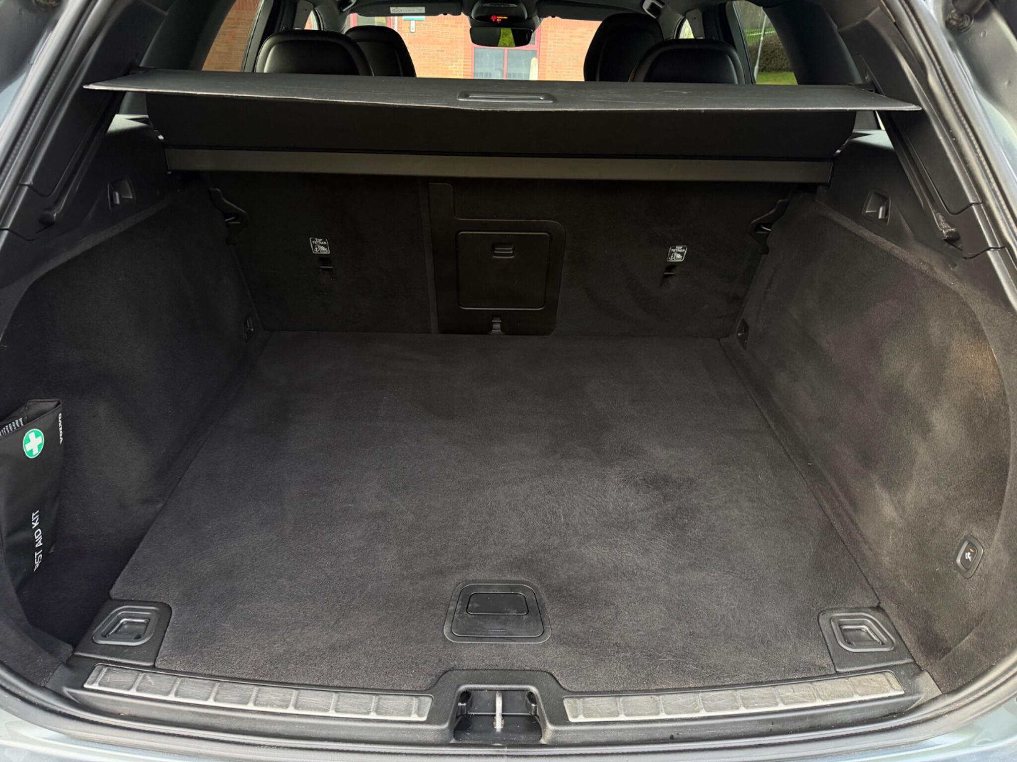 Volvo XC60 - Image 21