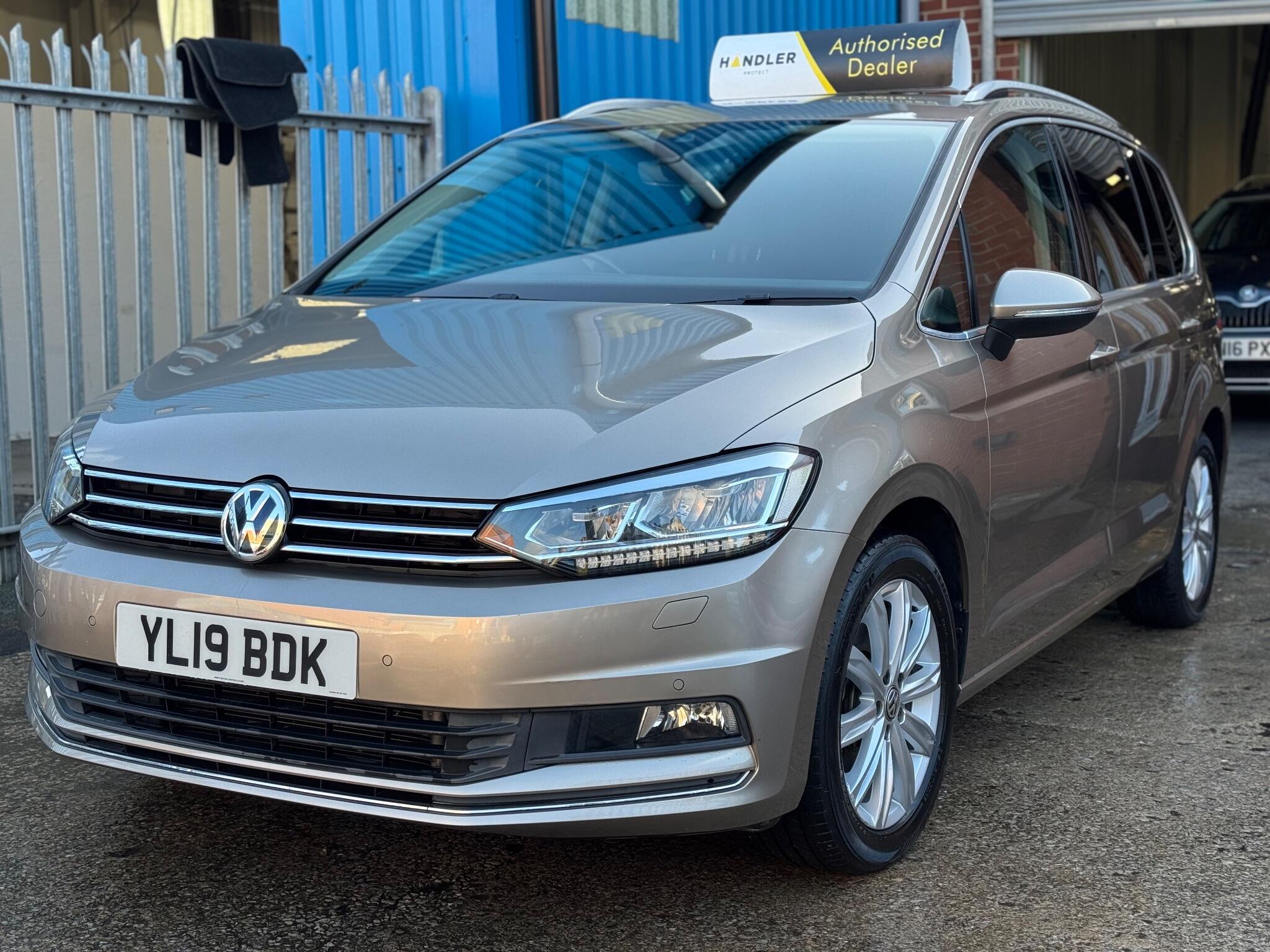 Volkswagen Touran - Image 20