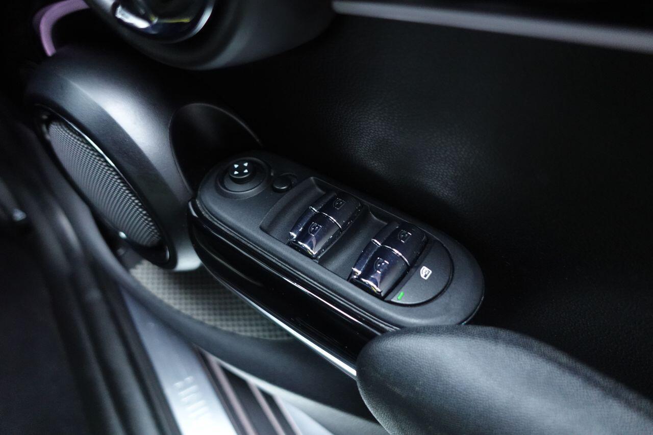 MINI Hatch - Image 17